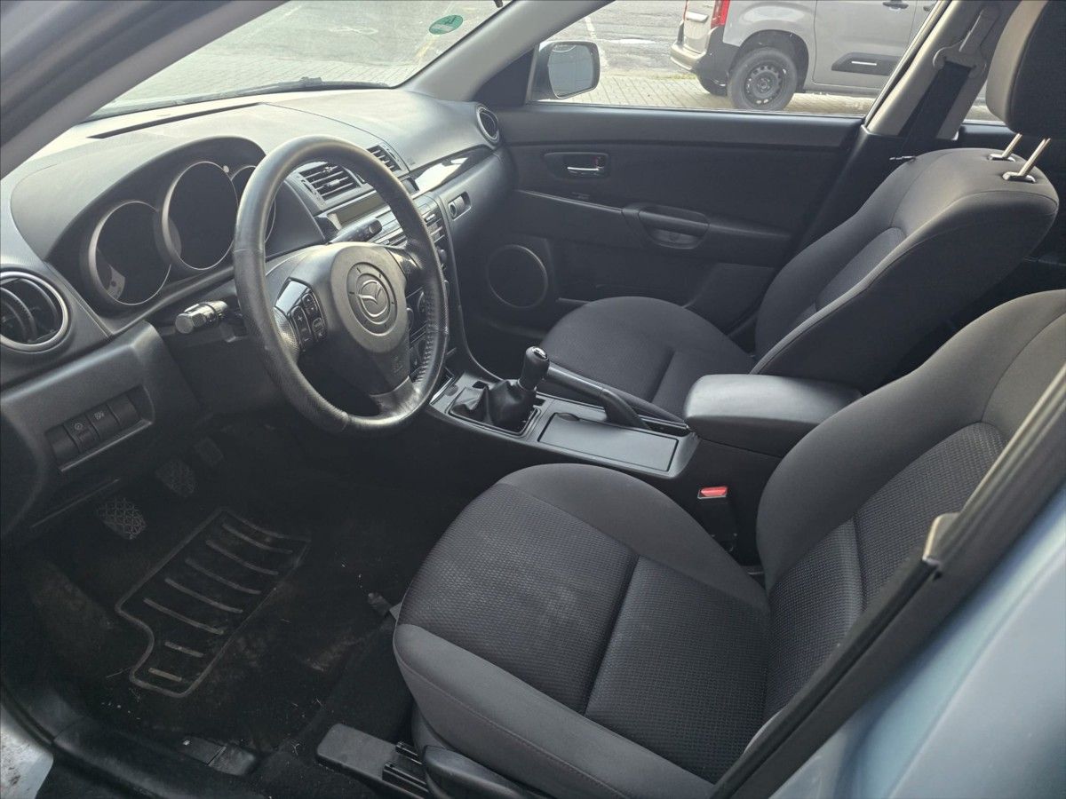 Mazda 3, 1,6 - fotka 4