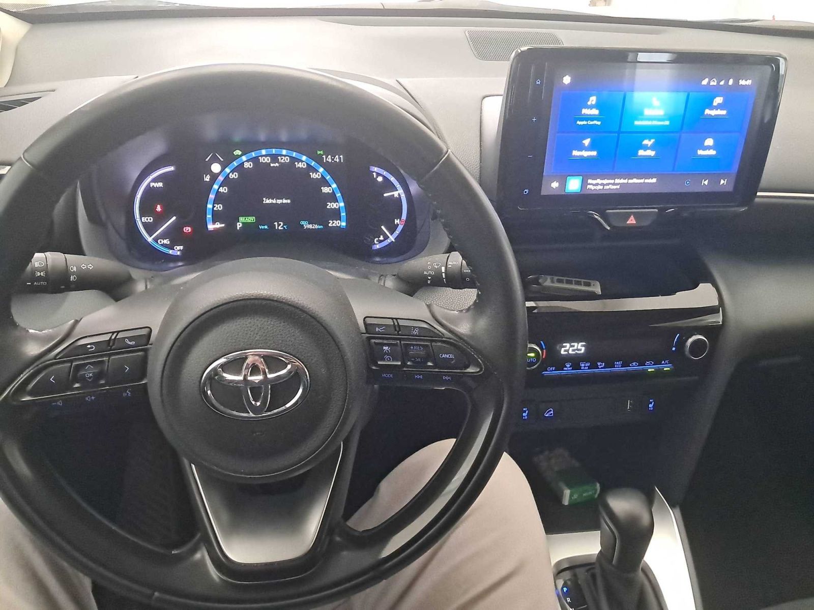 Toyota Yaris Cross, 1.5 VVT-iE E-Four, Záruka - fotka 3