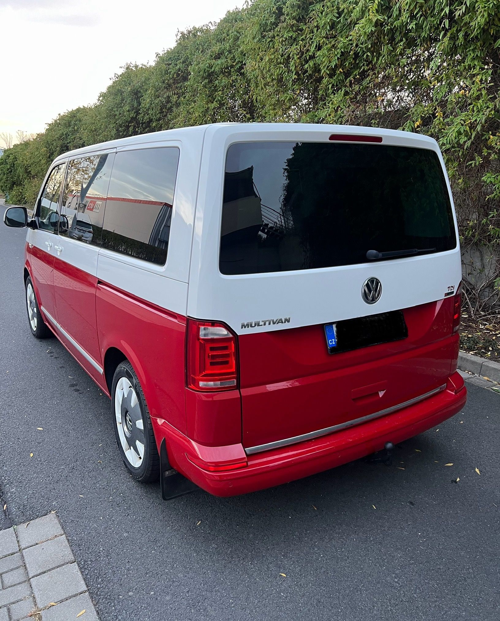 Volkswagen Multivan, 4X4 DSG DPH ČR NEZ.TOP TAŽNÉ - fotka 4