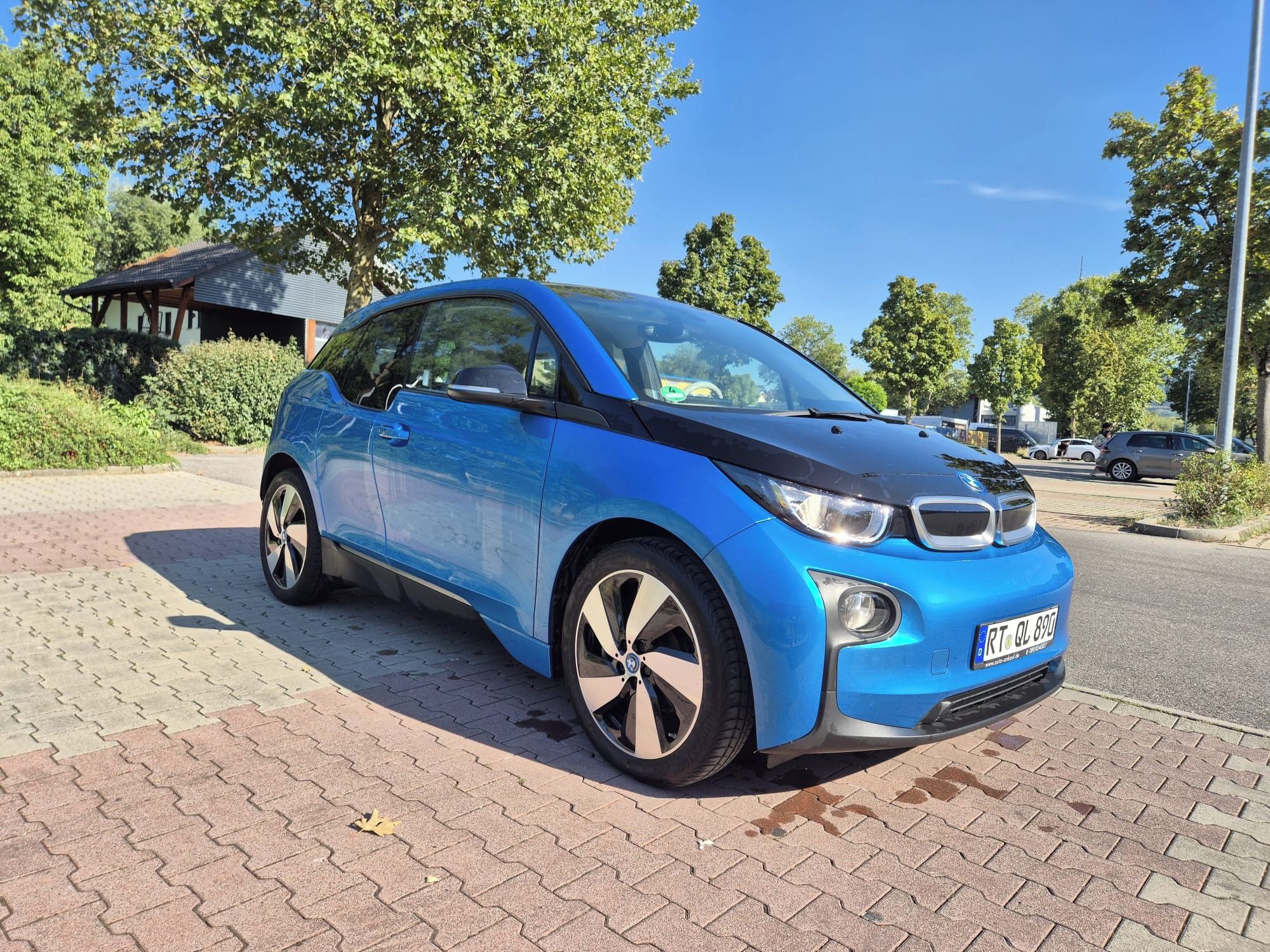 BMW i3, 94Ah, Navi-Profi, CCS, DAB - fotka 2