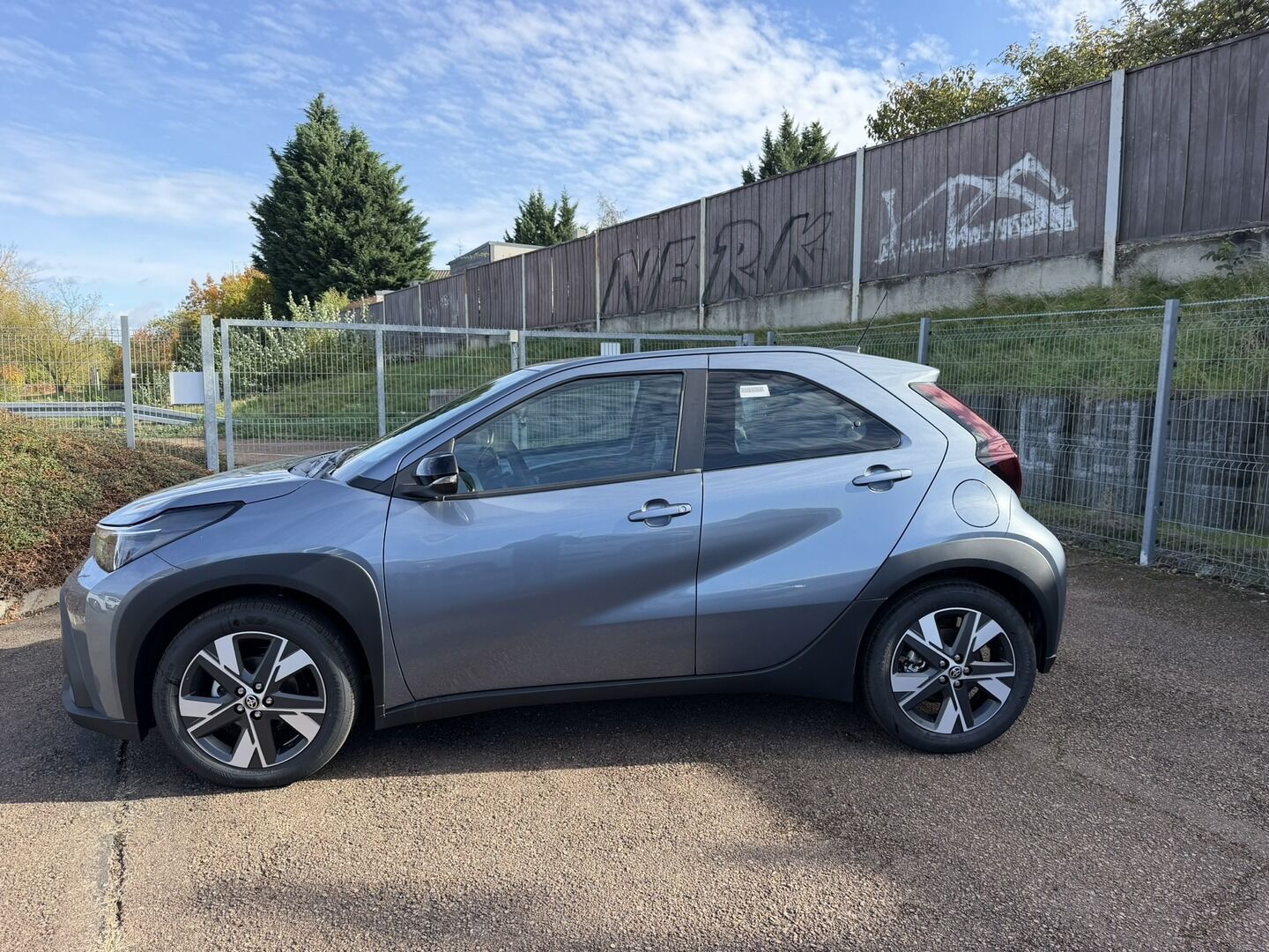 Toyota Aygo, 1.5. Hybrid Active - akční - fotka 5
