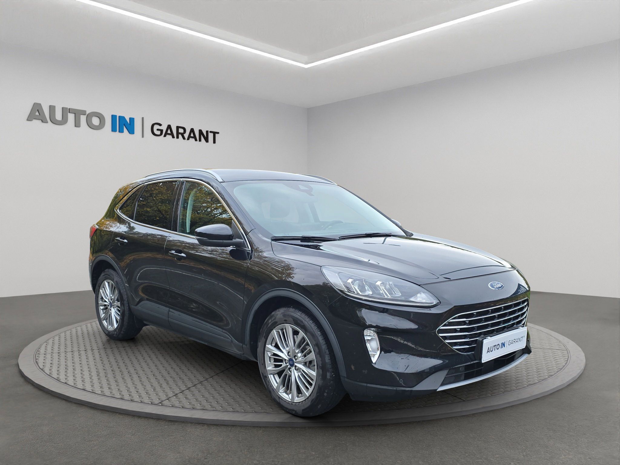 Ford Kuga, Titanium 2.5 PHEV 165kW - fotka 3