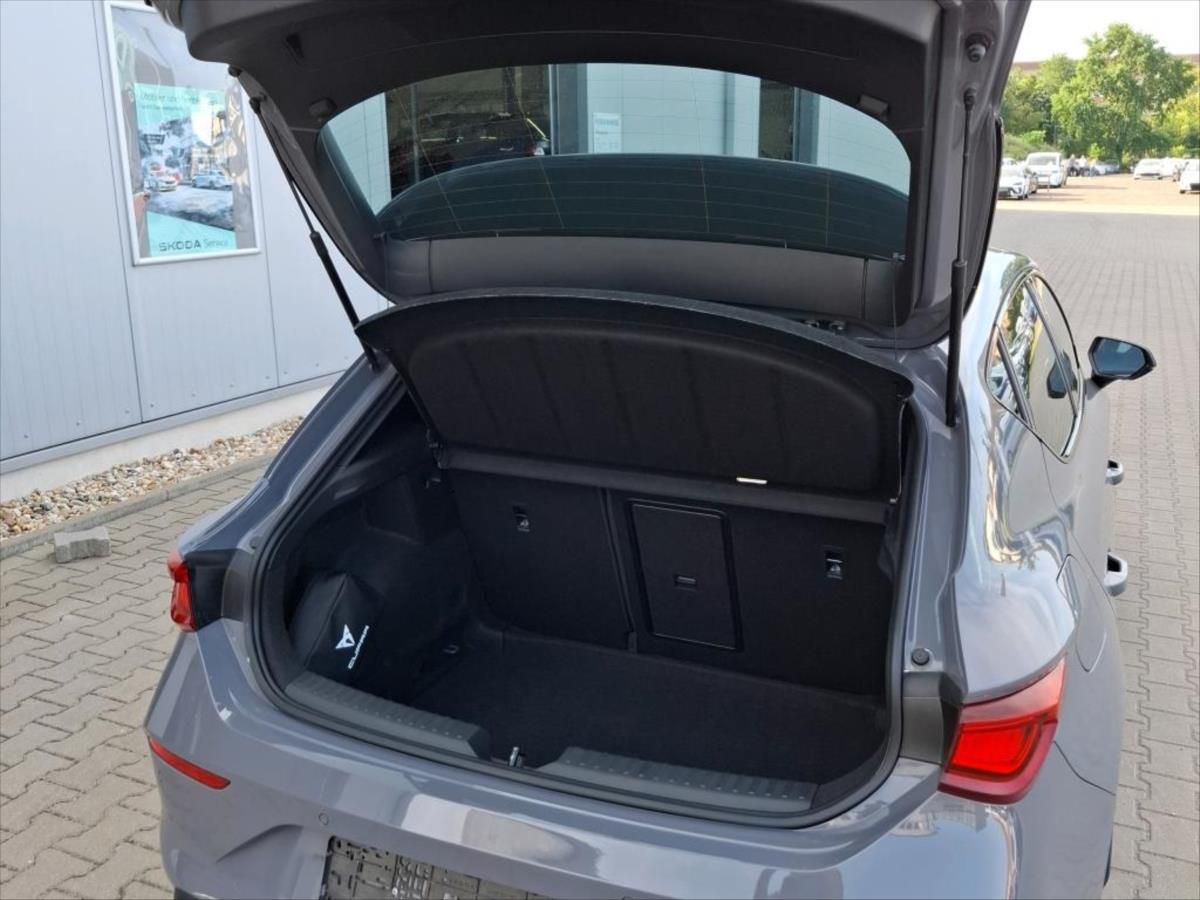 Cupra Leon, 2,0 TSI 221 KW - fotka 6