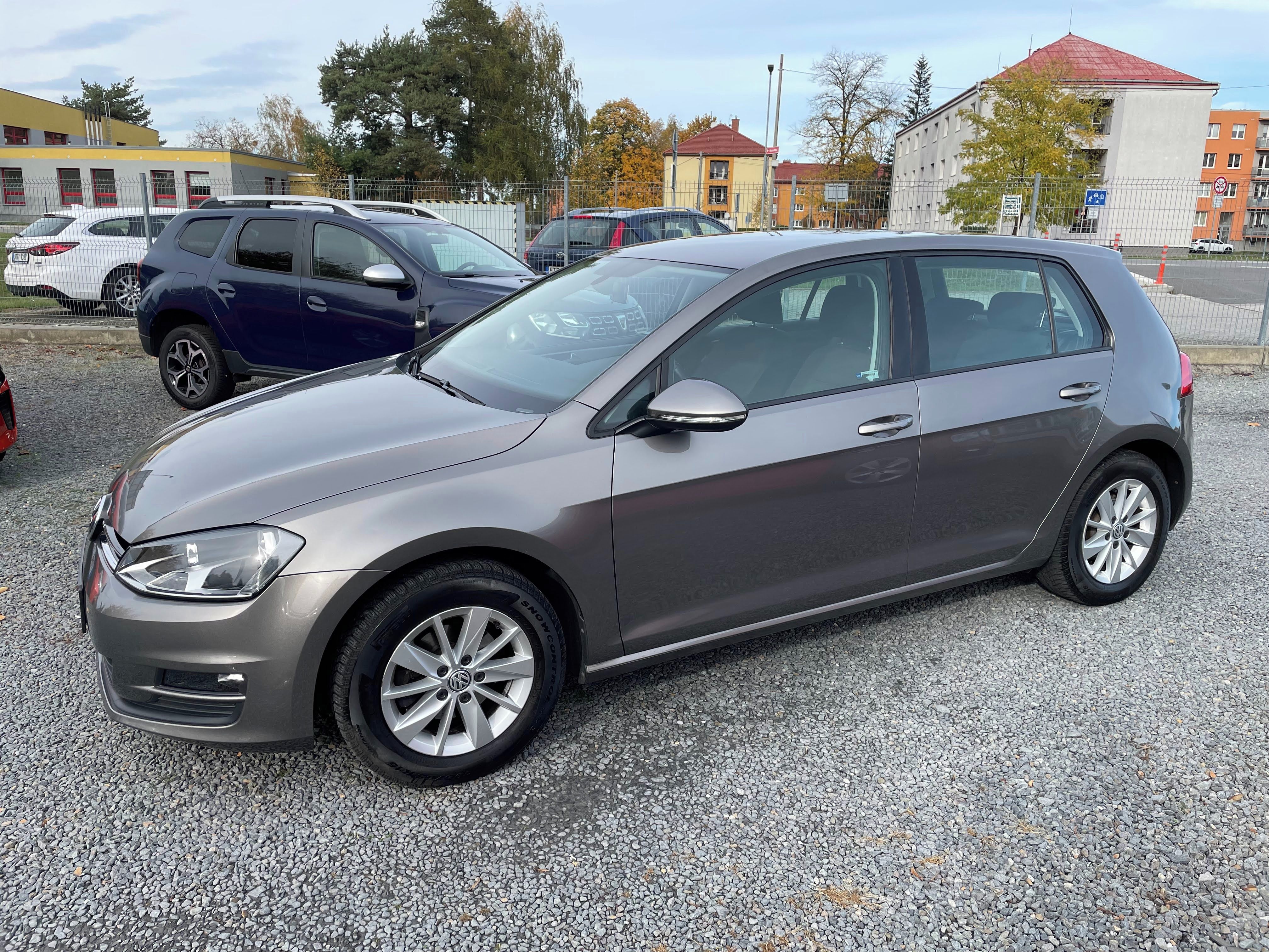 Volkswagen Golf, 1.2 TSi,81Kw - fotka 2