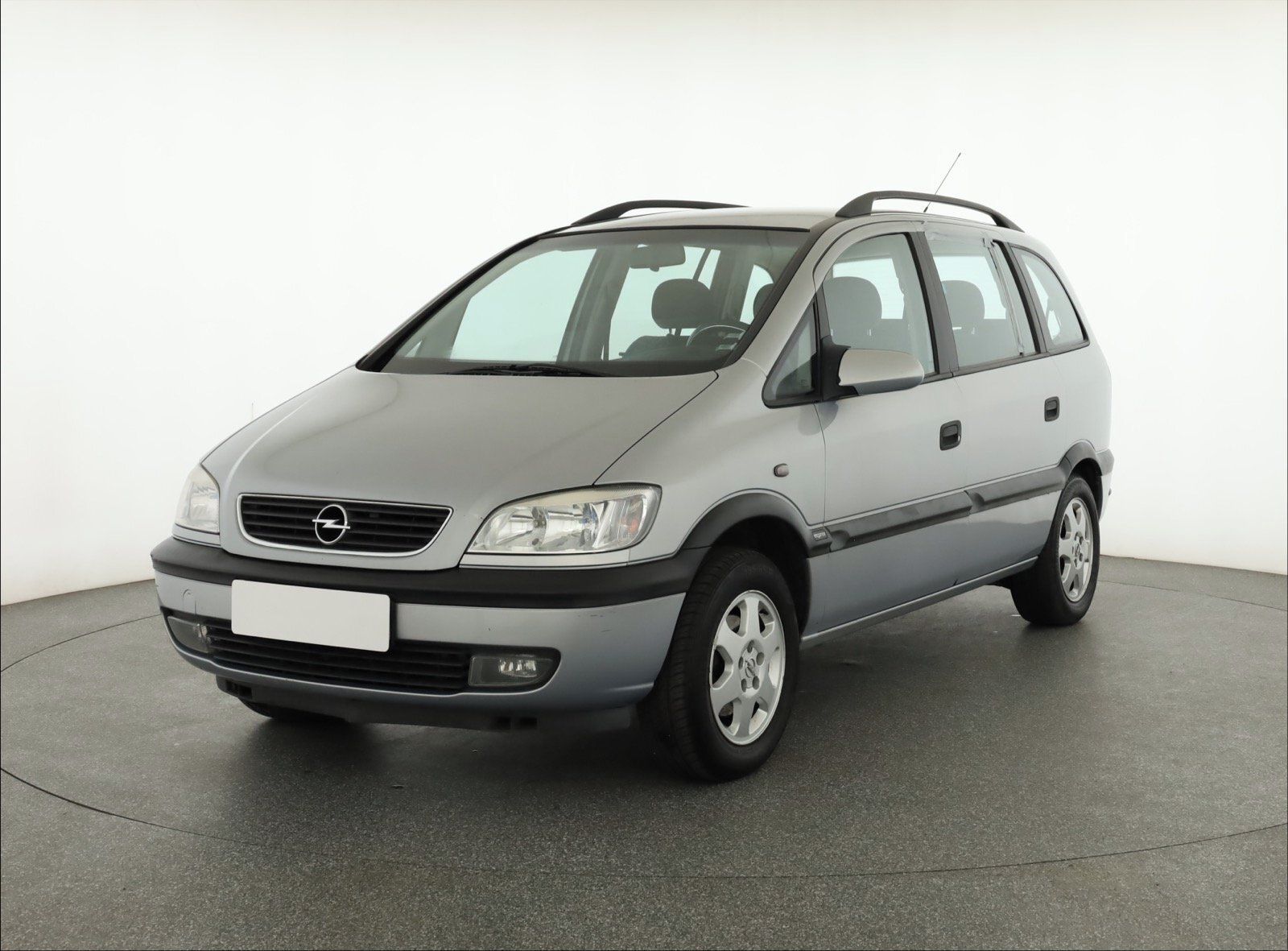 Opel Zafira, 1.8 16V, 7 míst, po STK - fotka 2