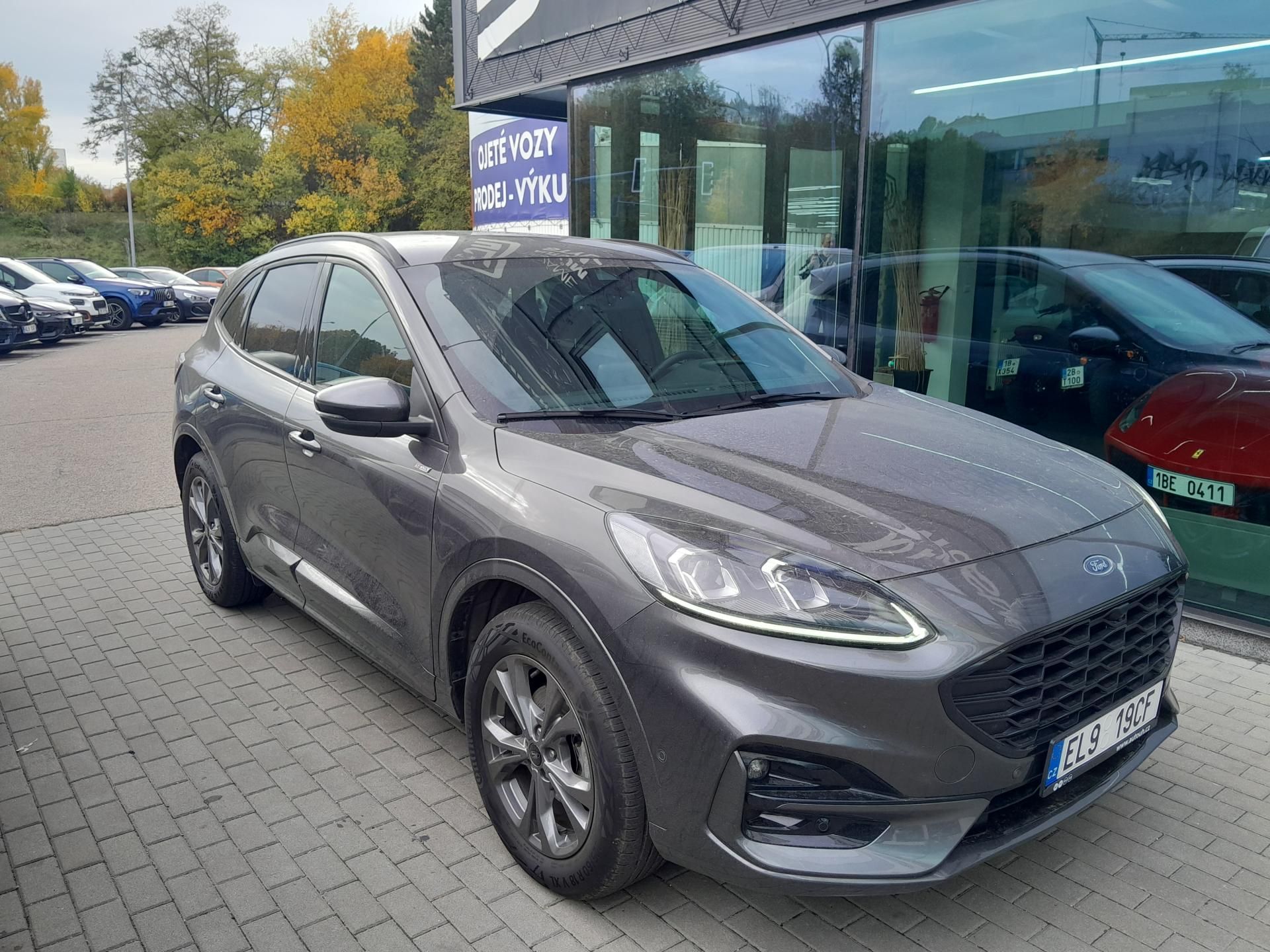 Ford Kuga, ST-Line X PHEV, ČR, 1.MAJ - fotka 3