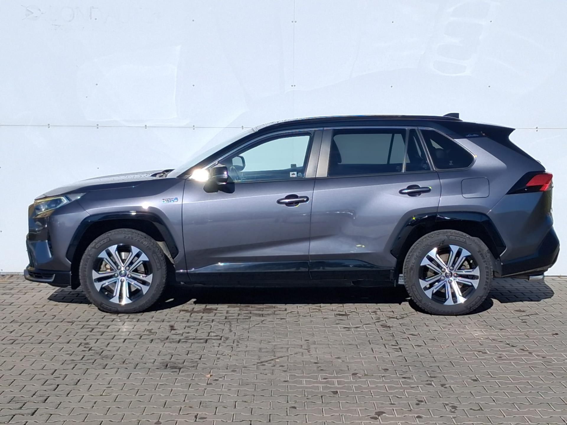 Toyota Rav4, 2.5 PHEV e-CVT Selection VIP A - fotka 3