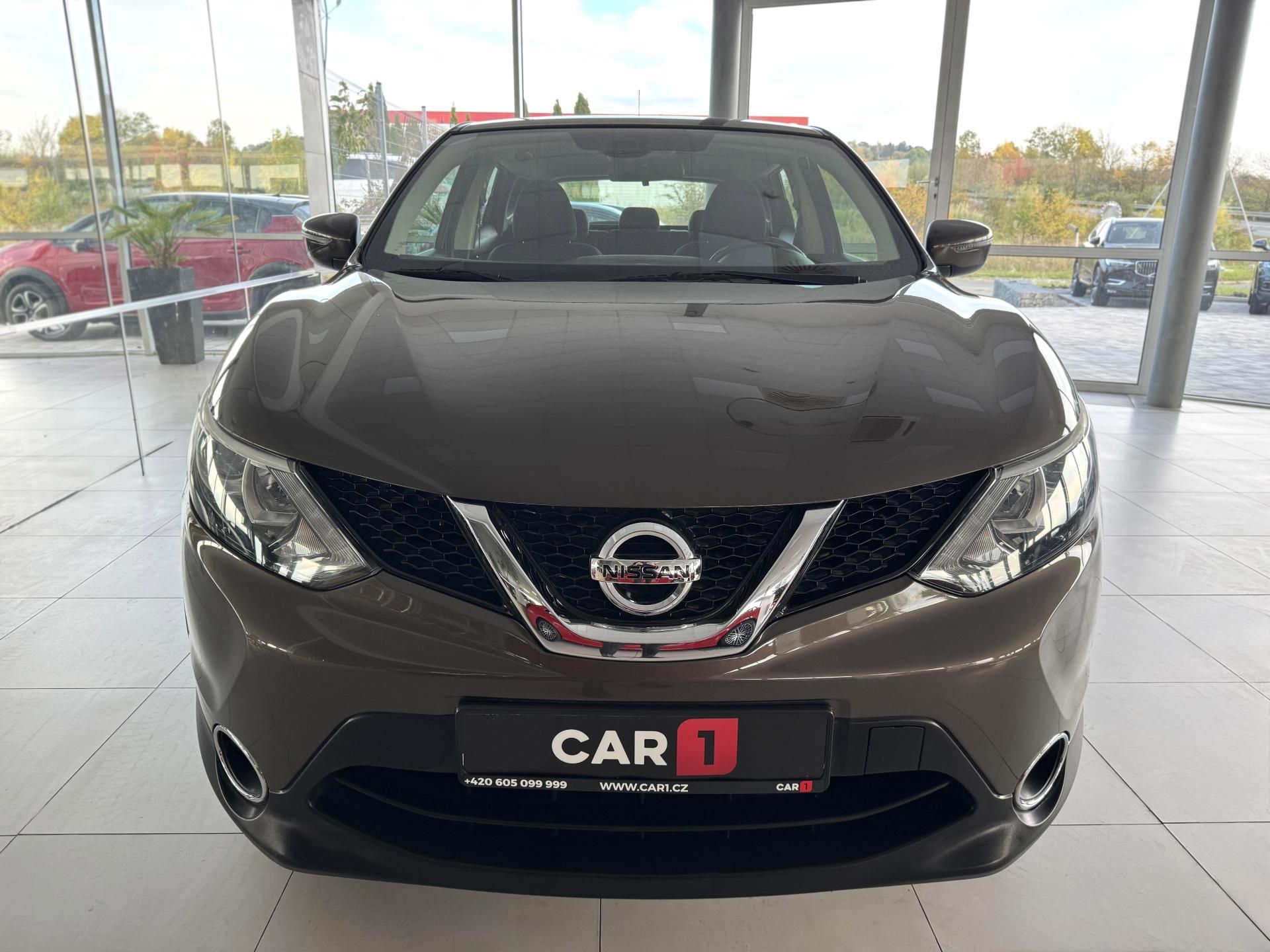 Nissan Qashqai, 1,2DIG-T*Navi*Kamera*Tažné*ČR - fotka 3