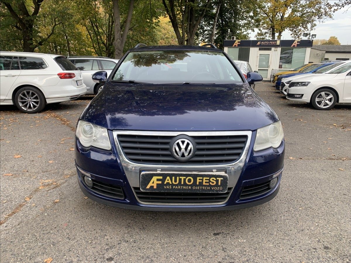 Volkswagen Passat, 2,0 TDI DSG - fotka 2