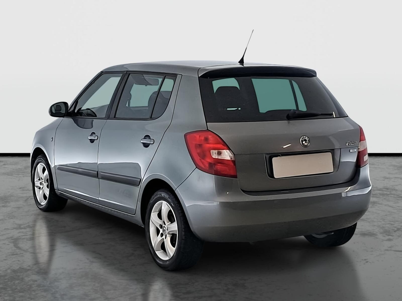 Škoda Fabia, 1.2 TSI, Ambiente, Serv.kniha - fotka 4