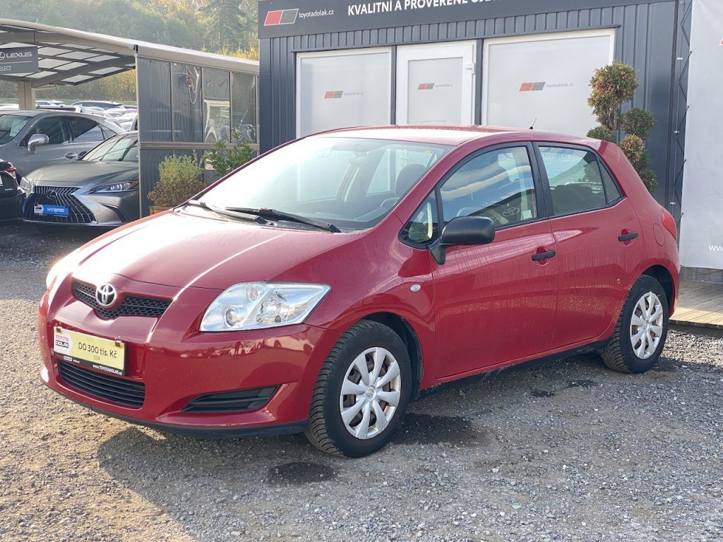 Toyota Auris, 1.4i, ČR, manual, STK - fotka 4