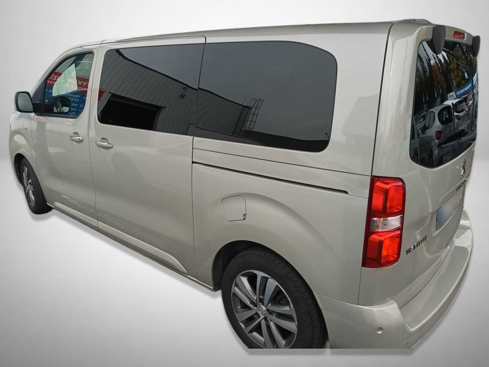 Peugeot Traveller, 2.0 BlueHDi, Klima, ČR, 1Maj - fotka 2
