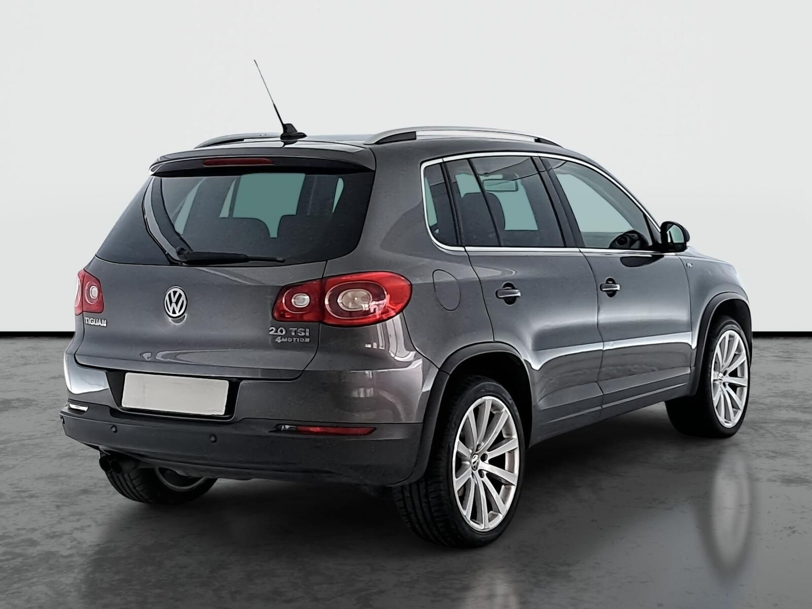 Volkswagen Tiguan, 2.0 TSI, R-Line, 4X4, Automat - fotka 5