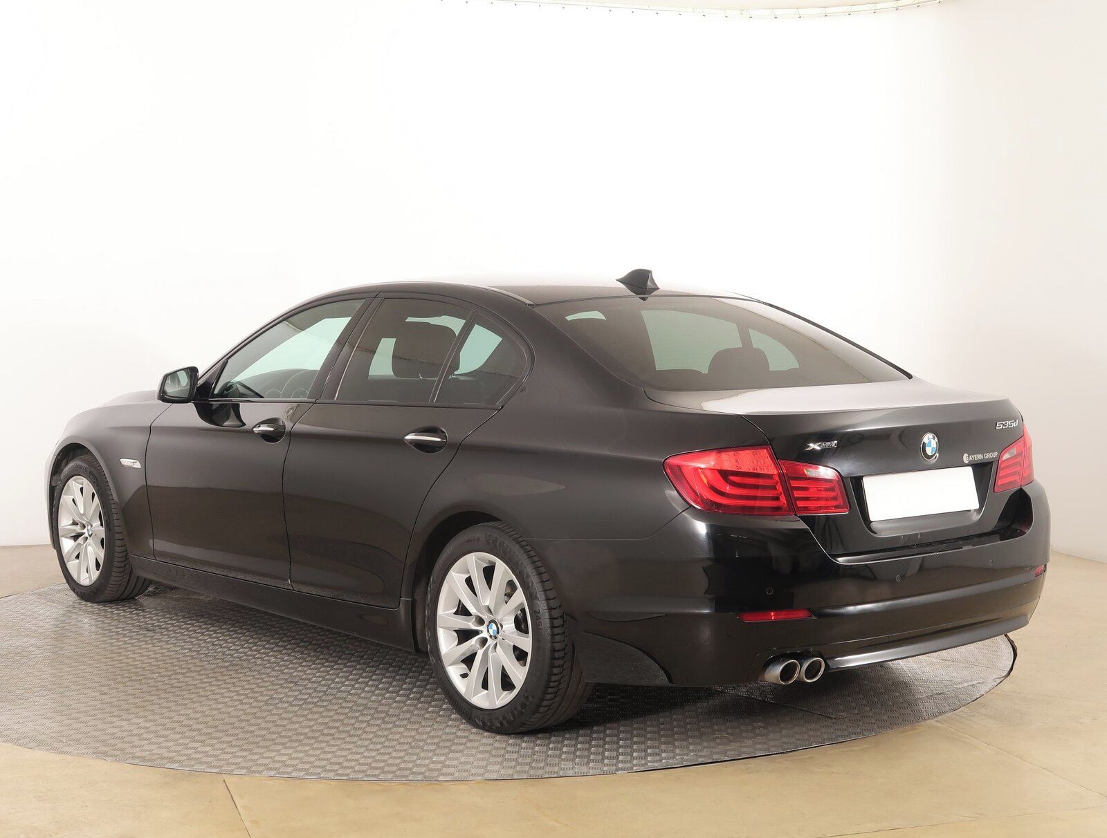 BMW Řada 5, 520d, Automat, Serv.kniha - fotka 4