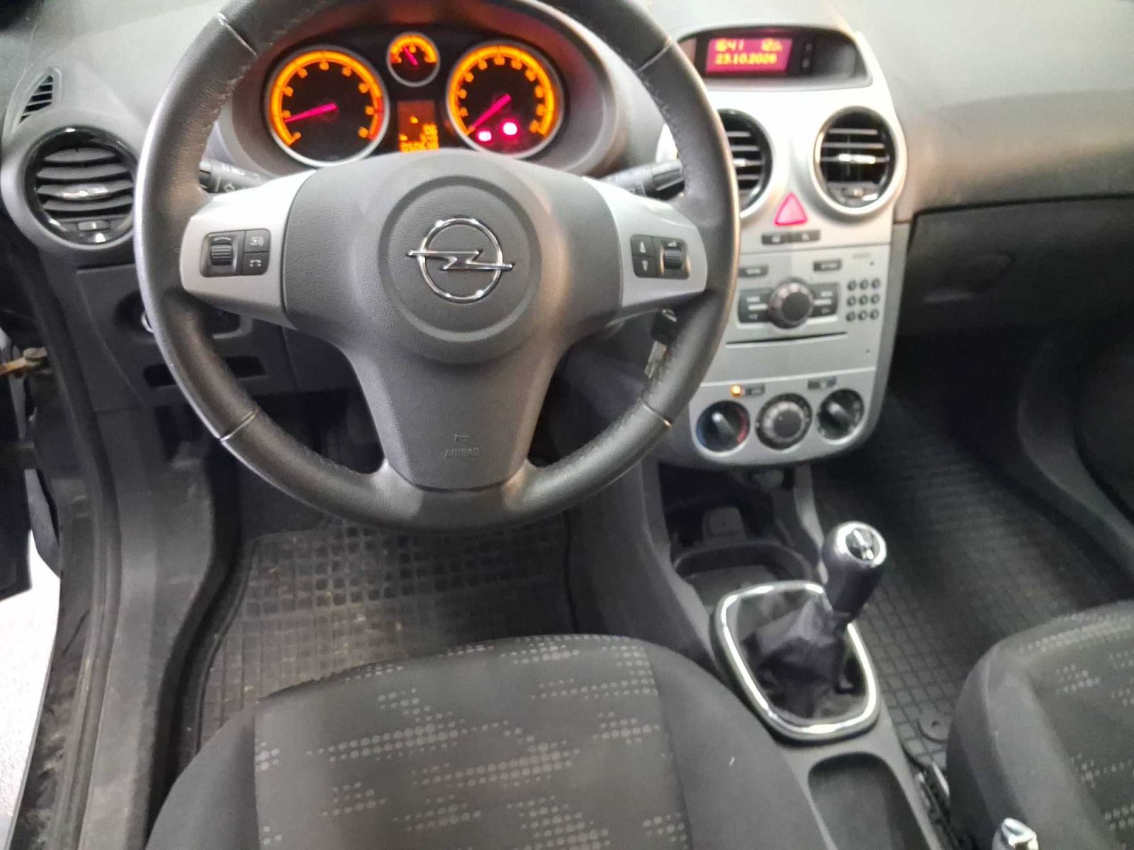 Opel Corsa, 1.2, za dobrou cenu - fotka 3