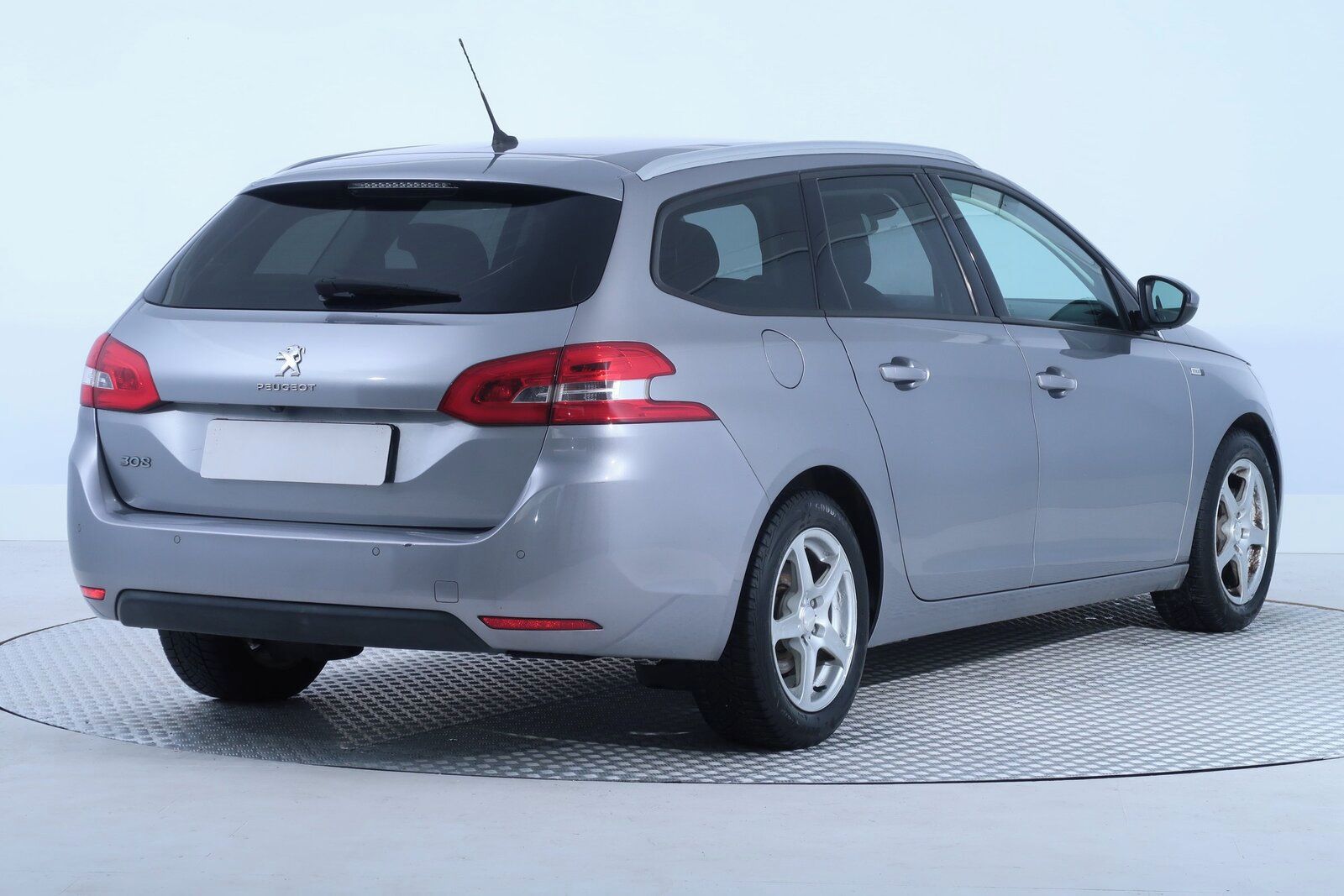 Peugeot 308, 1.6 BlueHDi, Automat - fotka 5