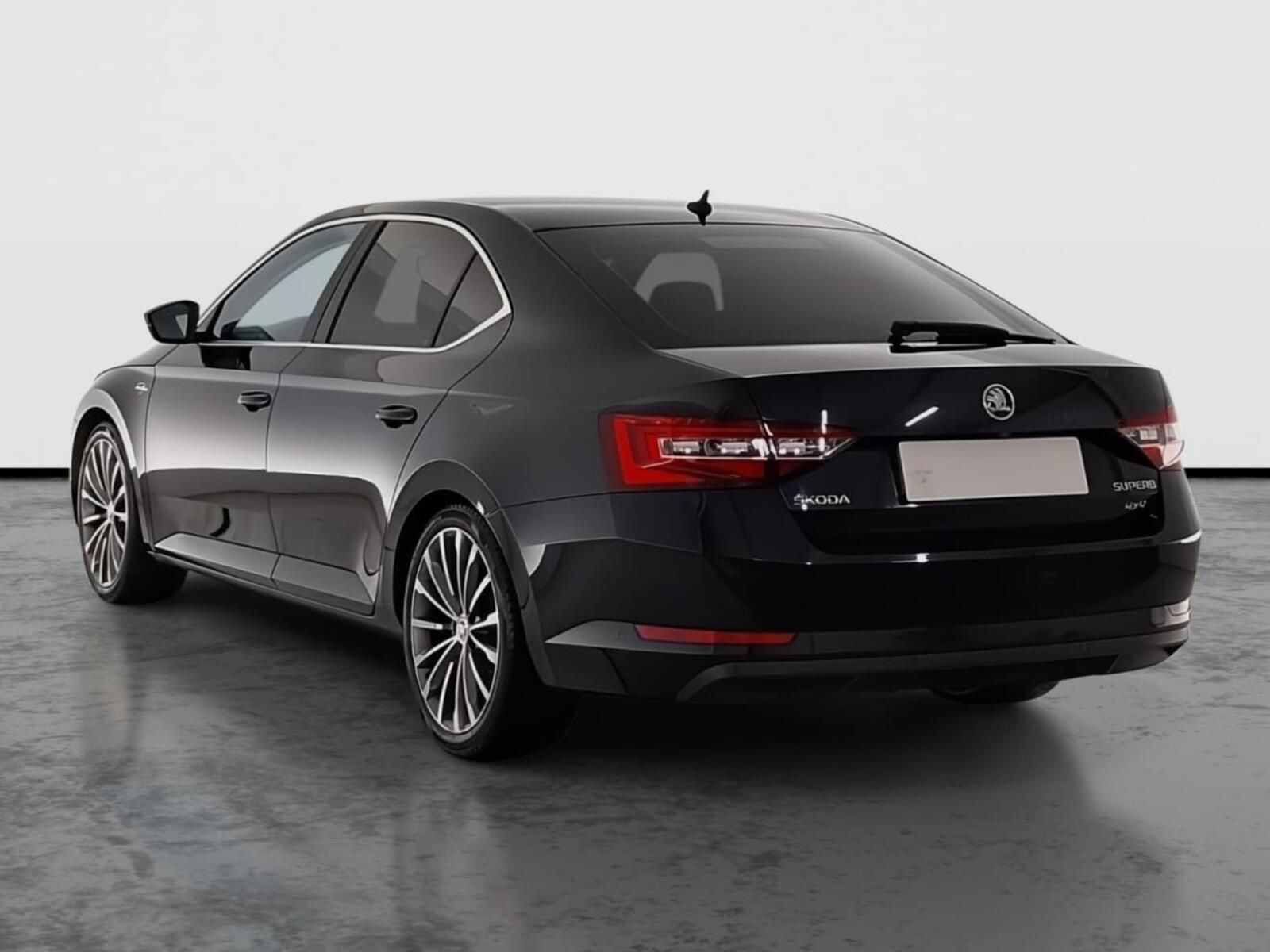 Škoda Superb, 2.0 TDI 4x4, Laurin&Klement - fotka 4