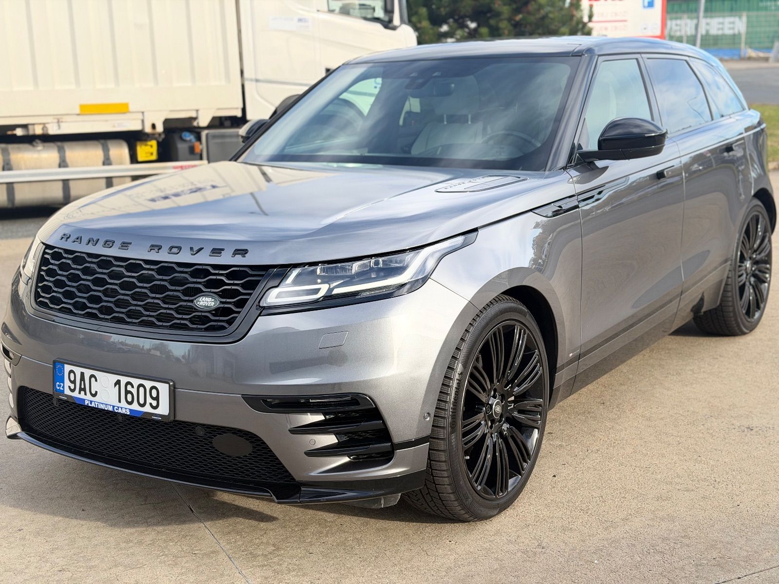 Land Rover Range Rover Velar
