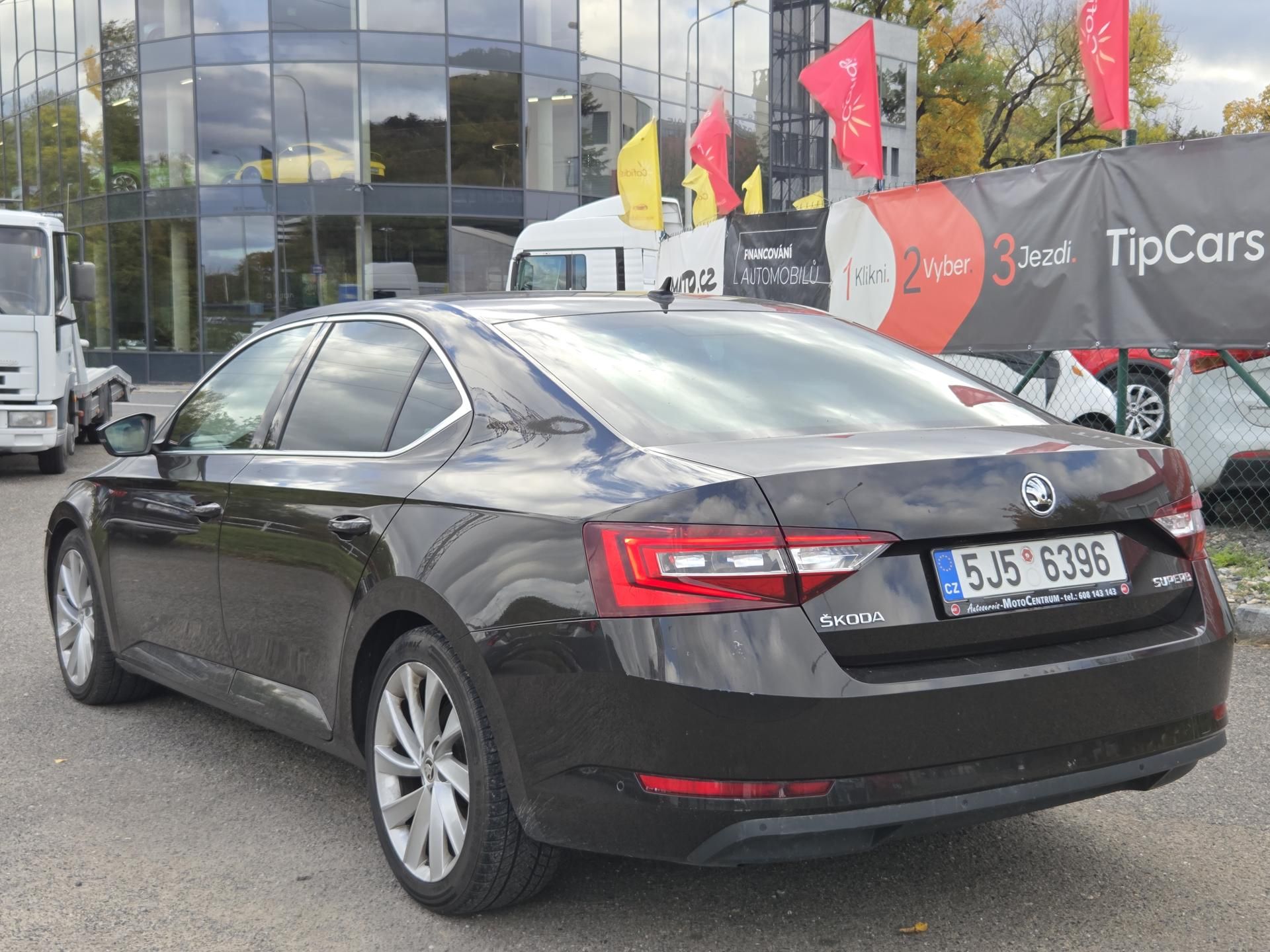 Škoda Superb, 2,0TDi lze na splátky VŠEM! - fotka 6