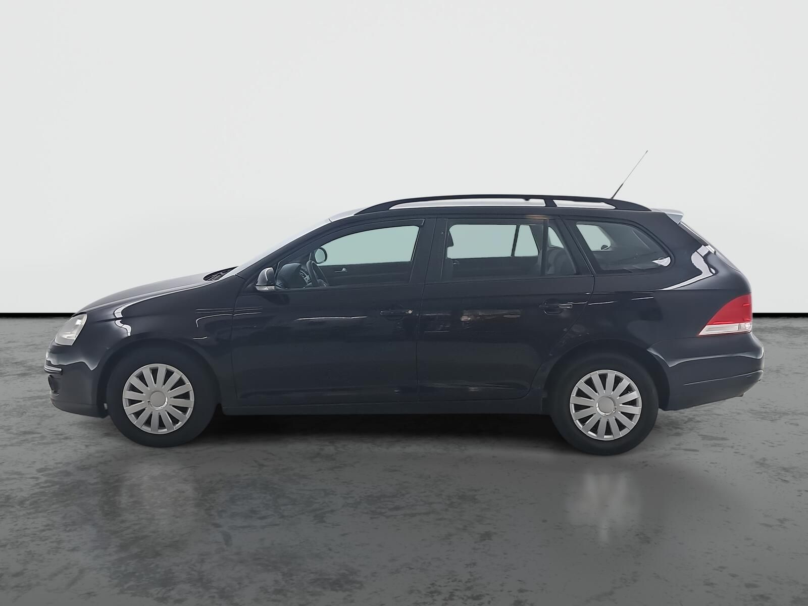 Volkswagen Golf, 1.9 TDI, po STK, Tažné, Klima - fotka 3