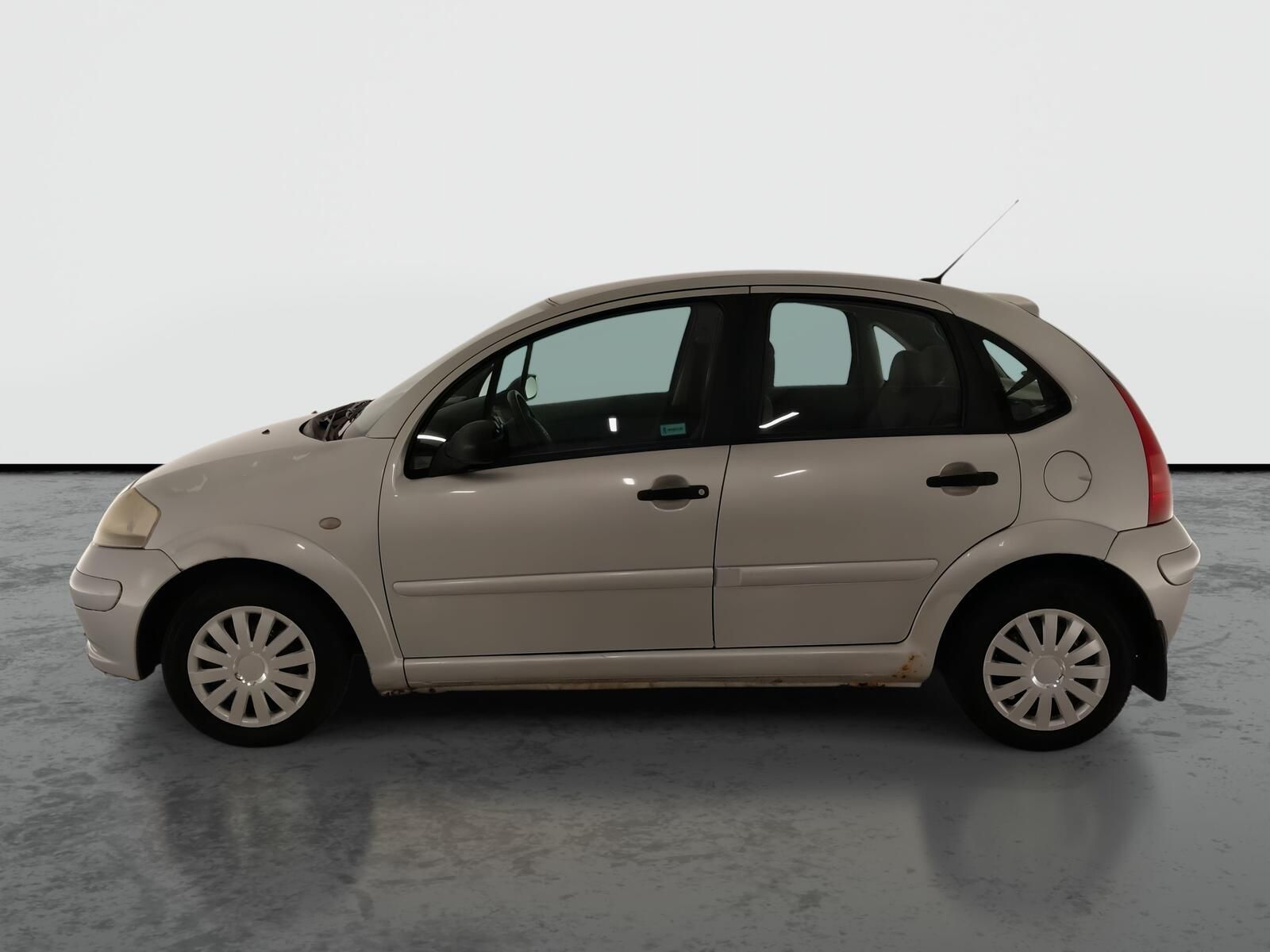 Citroën C3, 1.4 HDi, Tažné, Klima - fotka 3