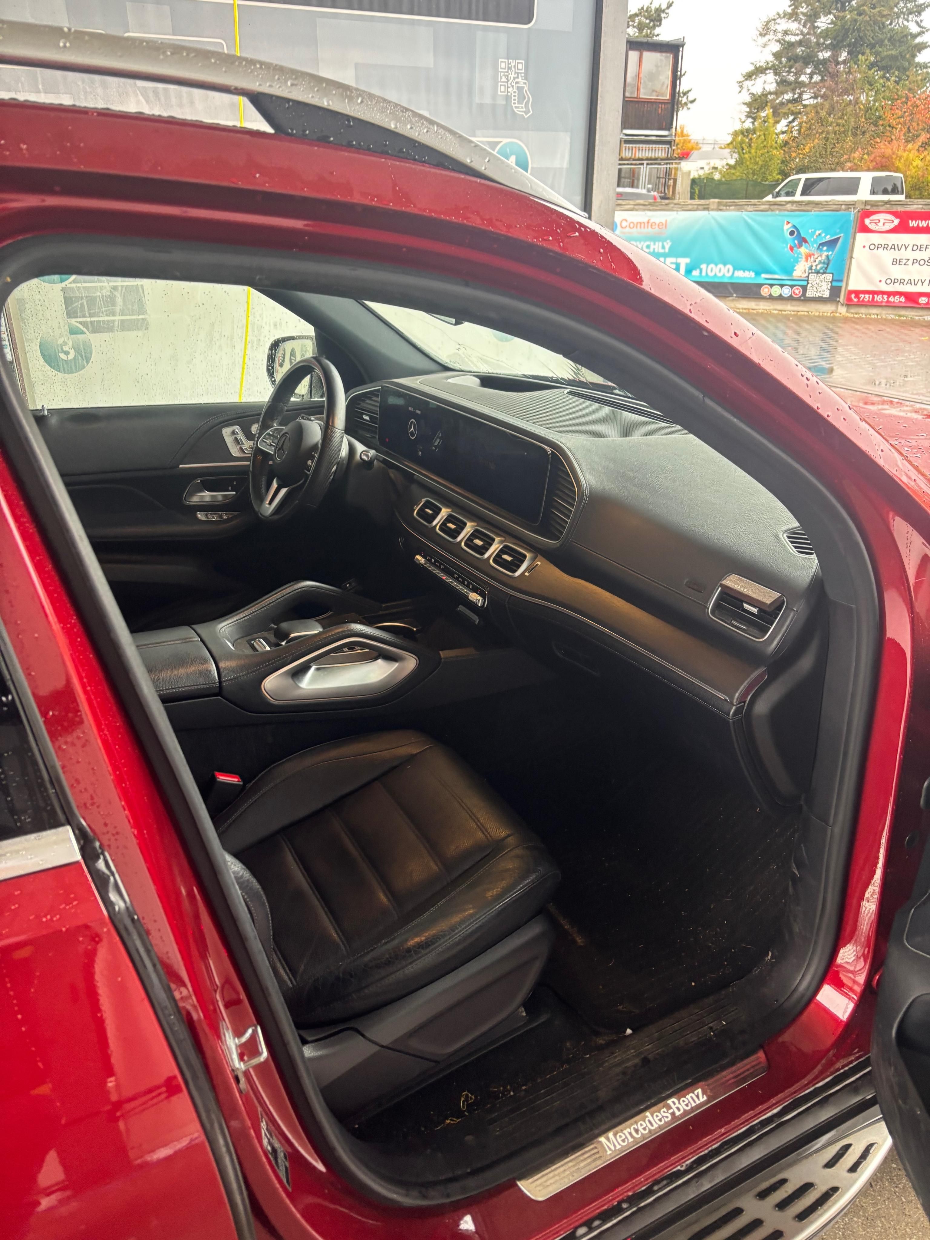 Mercedes-Benz GLE, Mercedes-Benz GLE 400d 4MATIC - fotka 2