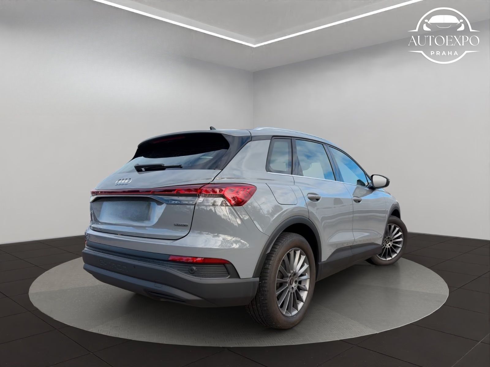 Audi Q4, 45 e-tron quattro - fotka 5