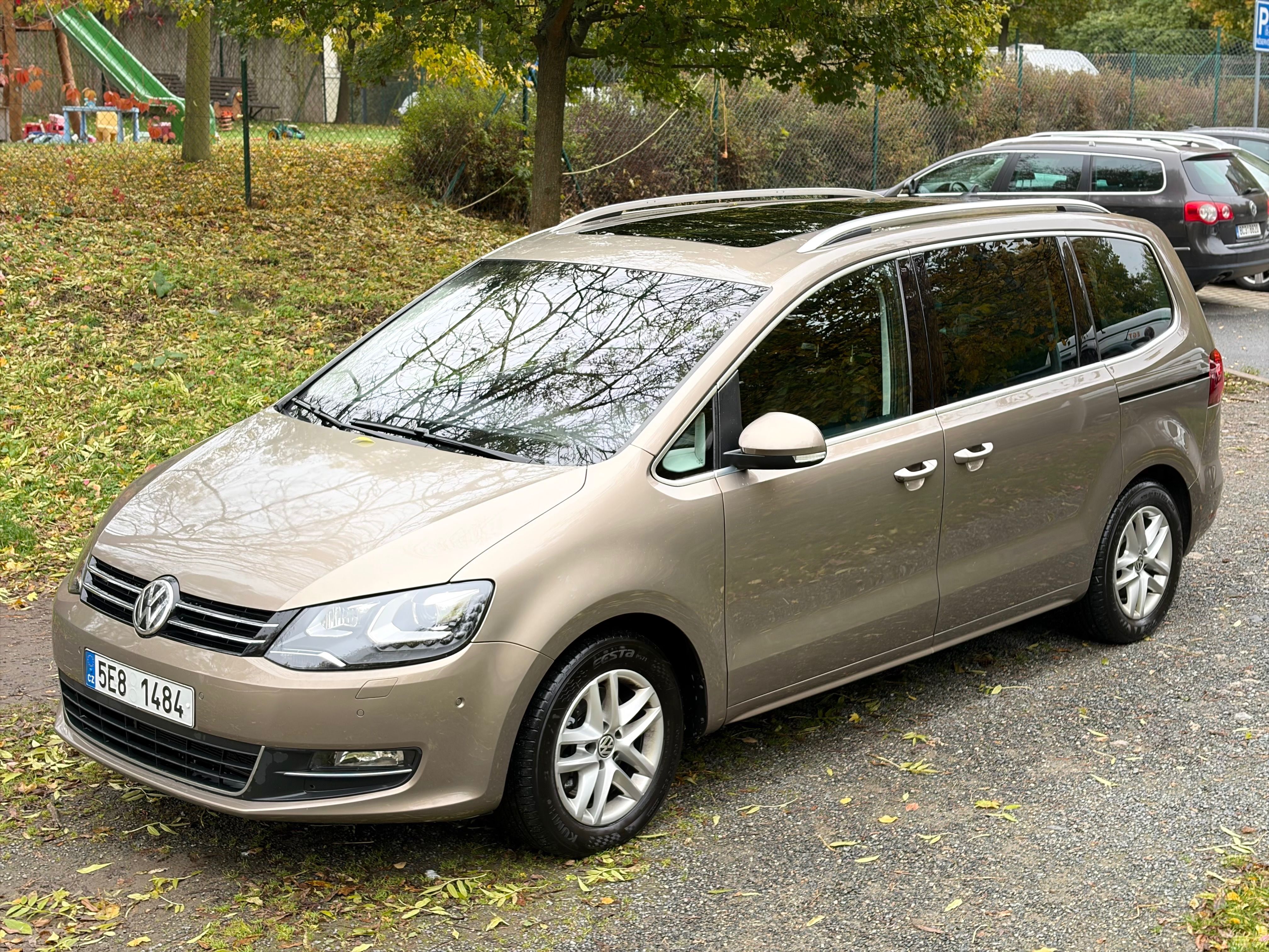 Volkswagen Sharan, 2.0TDI, DSG, 7míst, max výbava