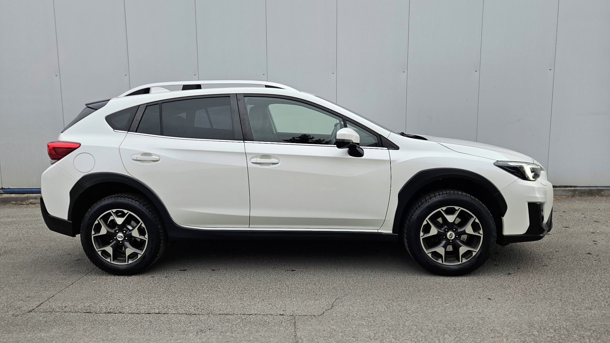 Subaru XV, 1,6 - 4x4 , P Č.R, 1.MAJITELKA - fotka 5