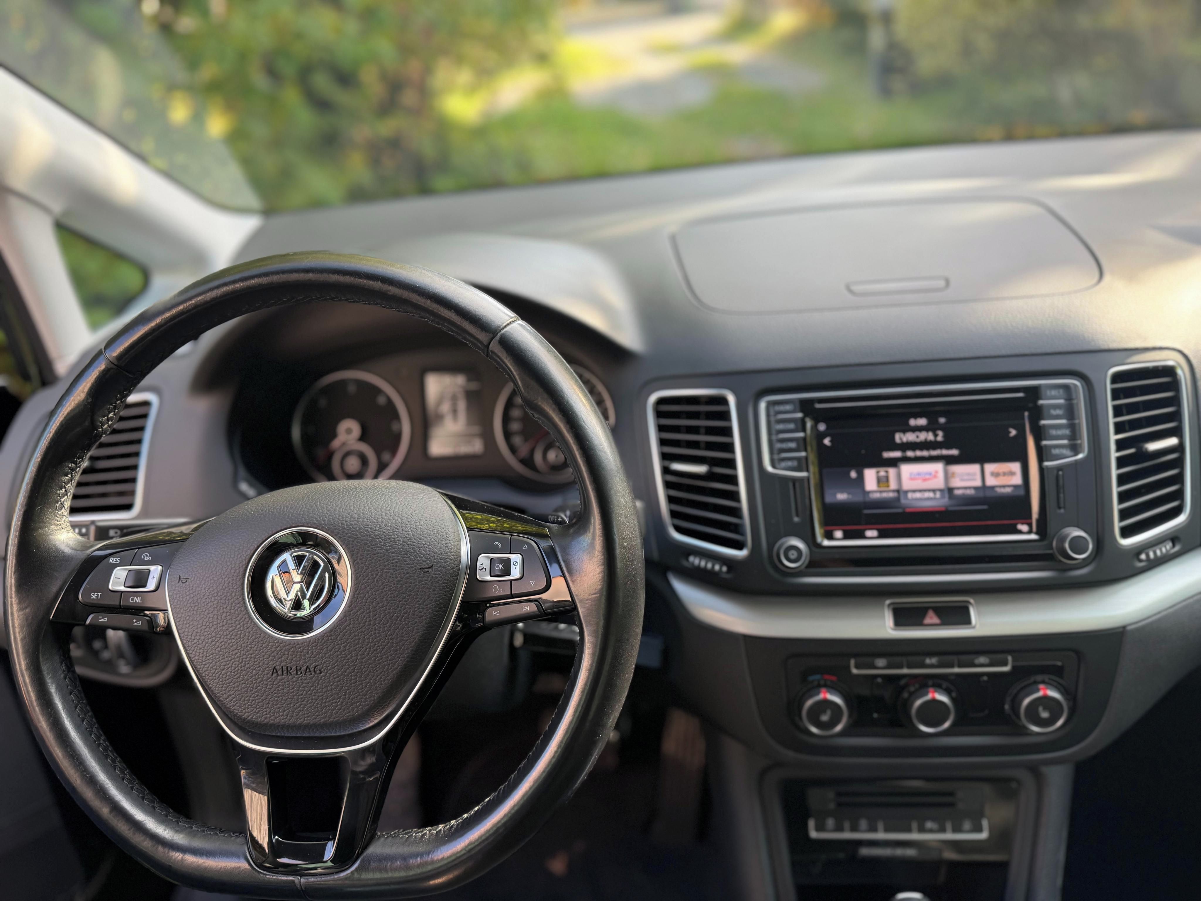 Volkswagen Sharan, 2.0 TDI 110 kW DSG - fotka 6