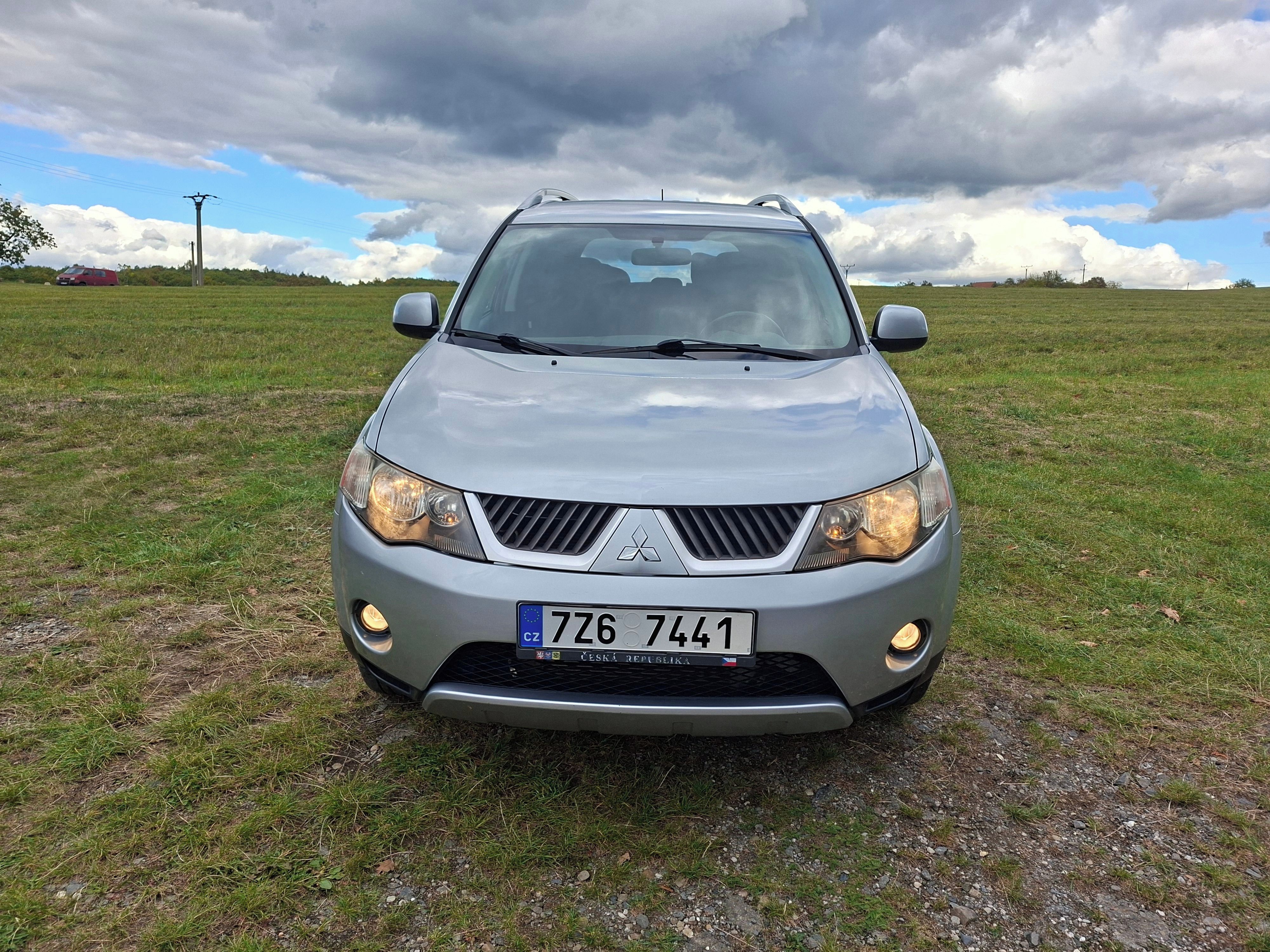 Mitsubishi Outlander, 4X4 - fotka 3