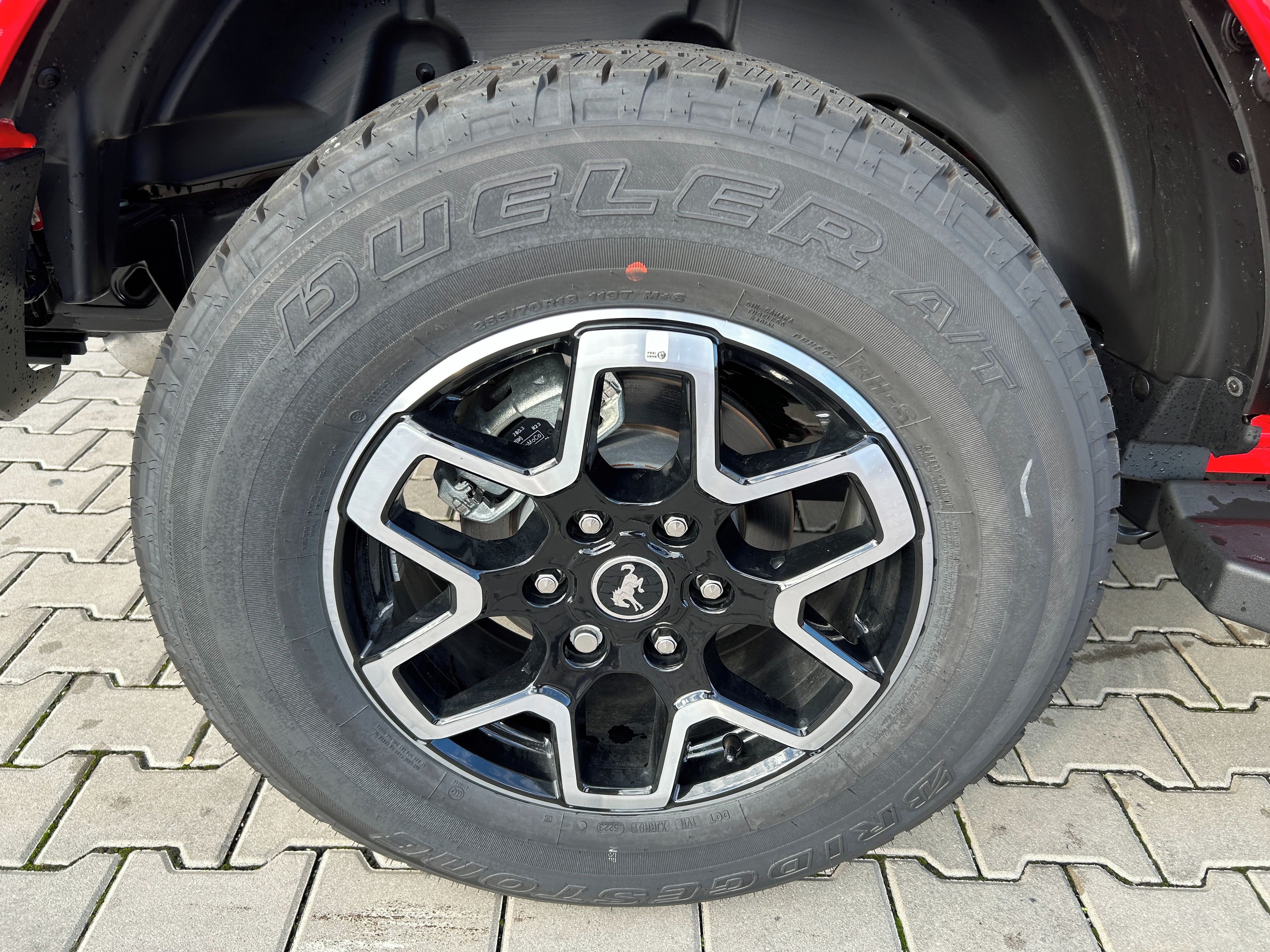 Ford Bronco, 2.7 EcoBoost 246kW OUTER BANKS - fotka 6