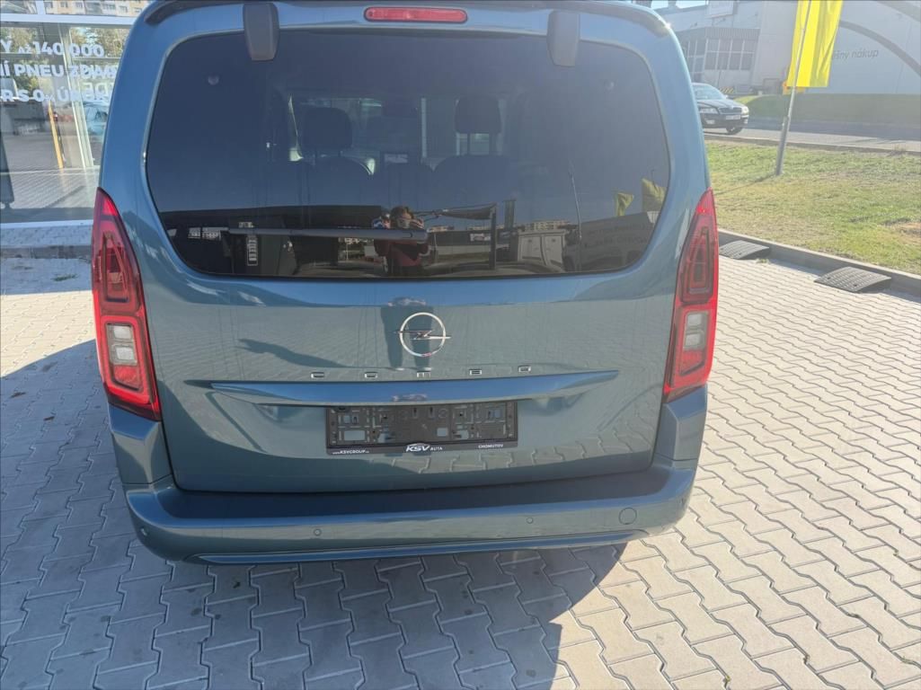 Opel Combo, 1,2 TURBO MT  EDITION PLUS - fotka 5