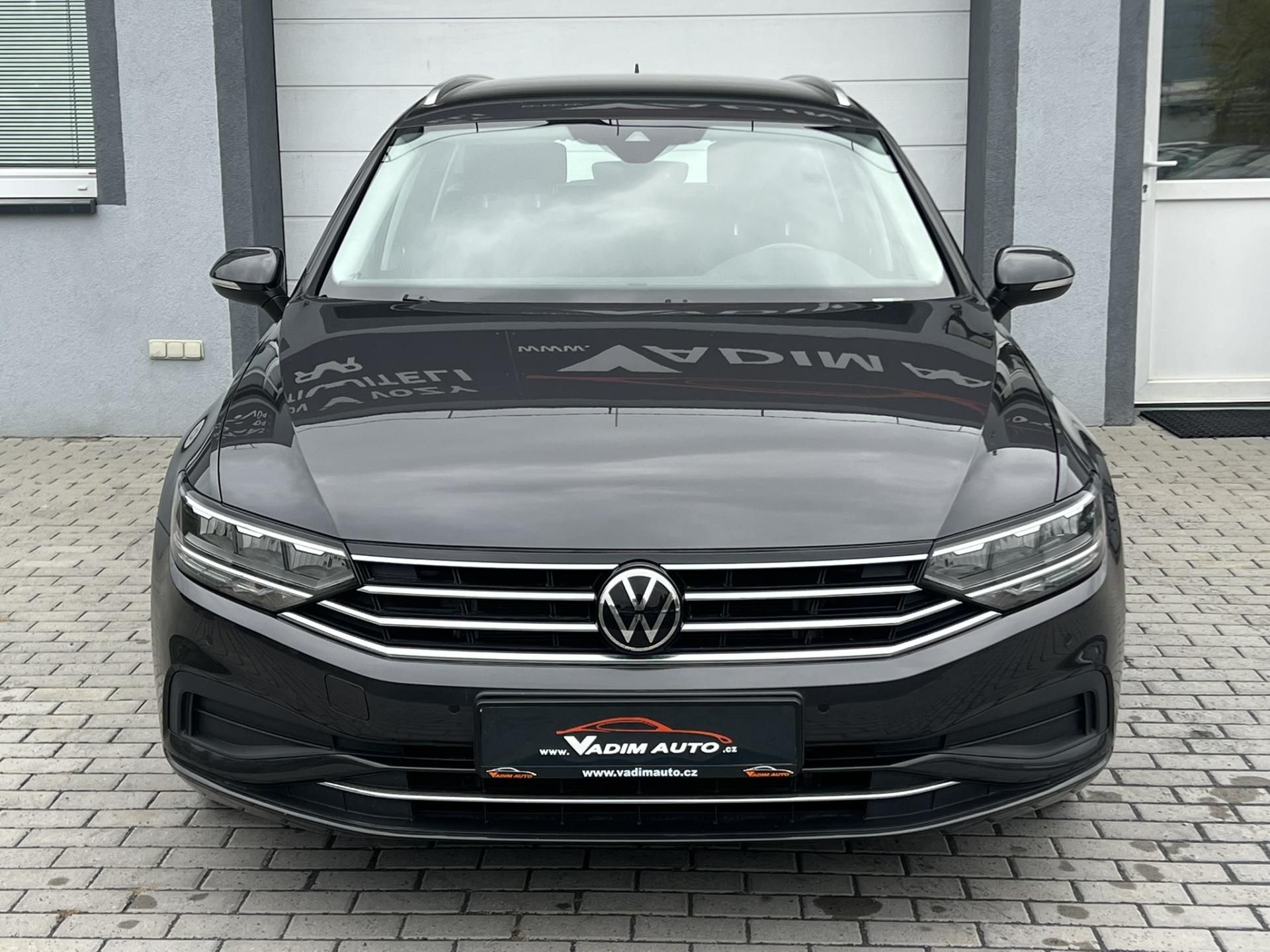 Volkswagen Passat, 1.5TSI 110kW DSG 1.MAJITEL ČR - fotka 5
