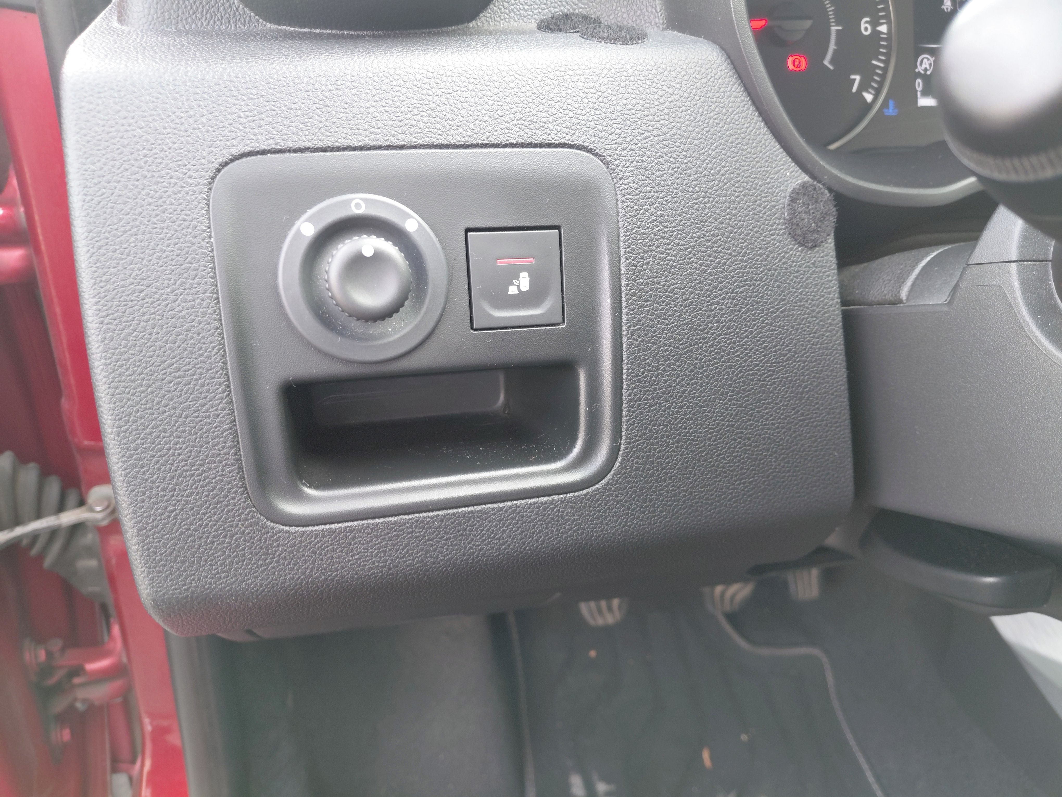 Dacia Duster, Prestige Blue dCi 115 4x4 - fotka 6