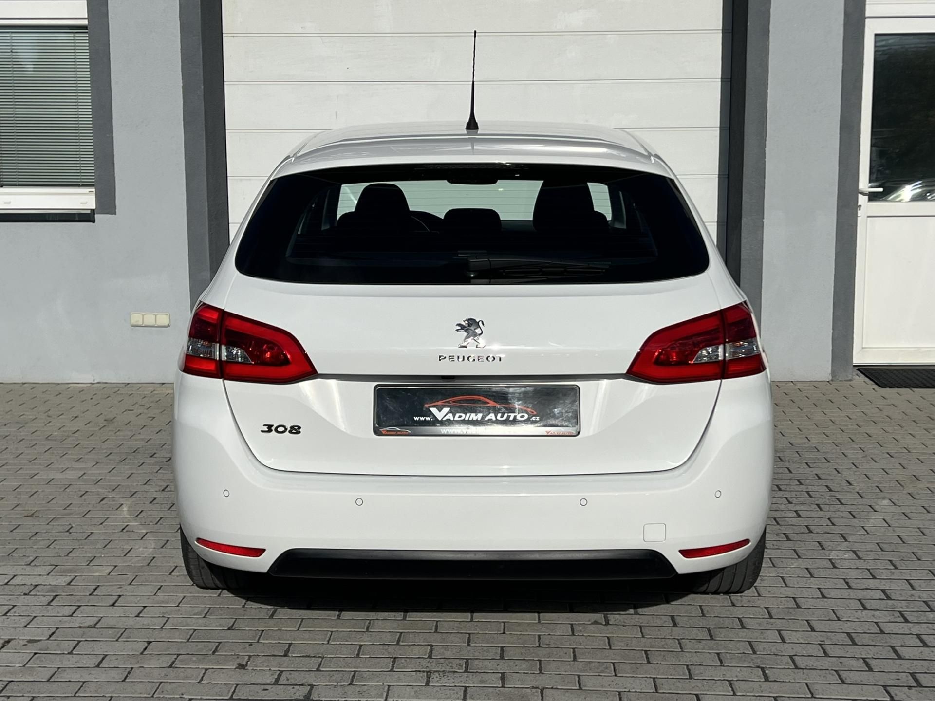 Peugeot 308, 1.2PT 96kW KAMERA  ČR NOVÉ - fotka 6