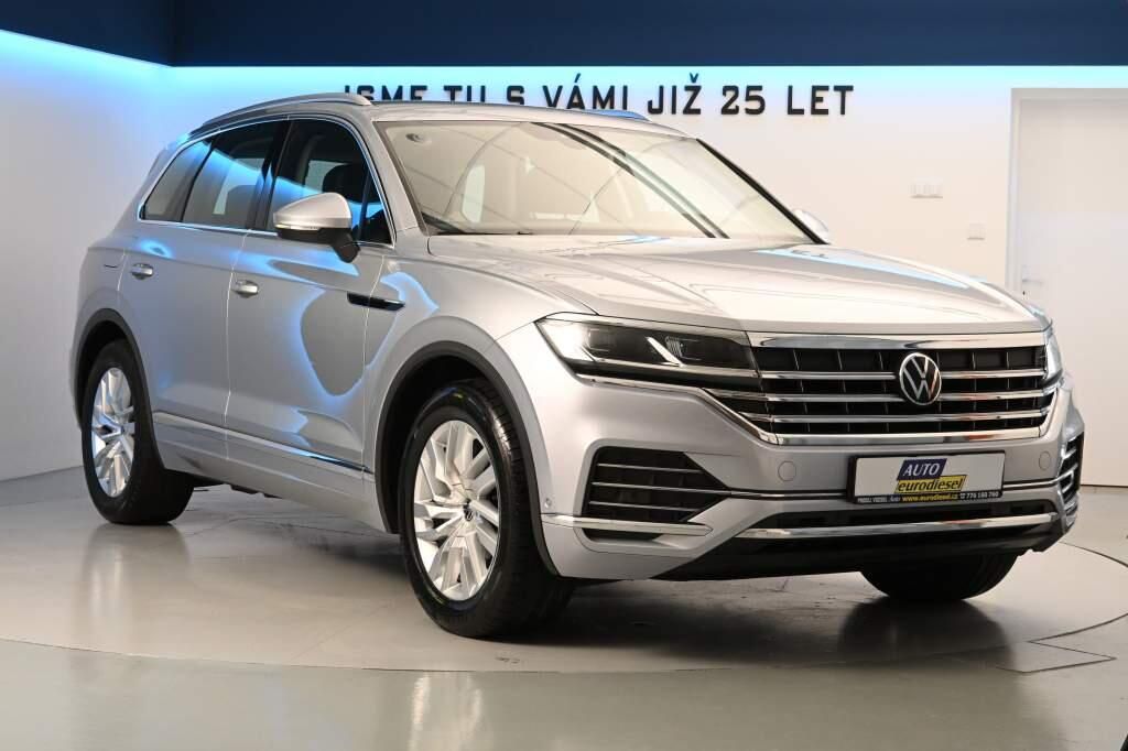 Volkswagen Touareg, 3.0 4Motion LED ACC Vzduch Taž - fotka 4