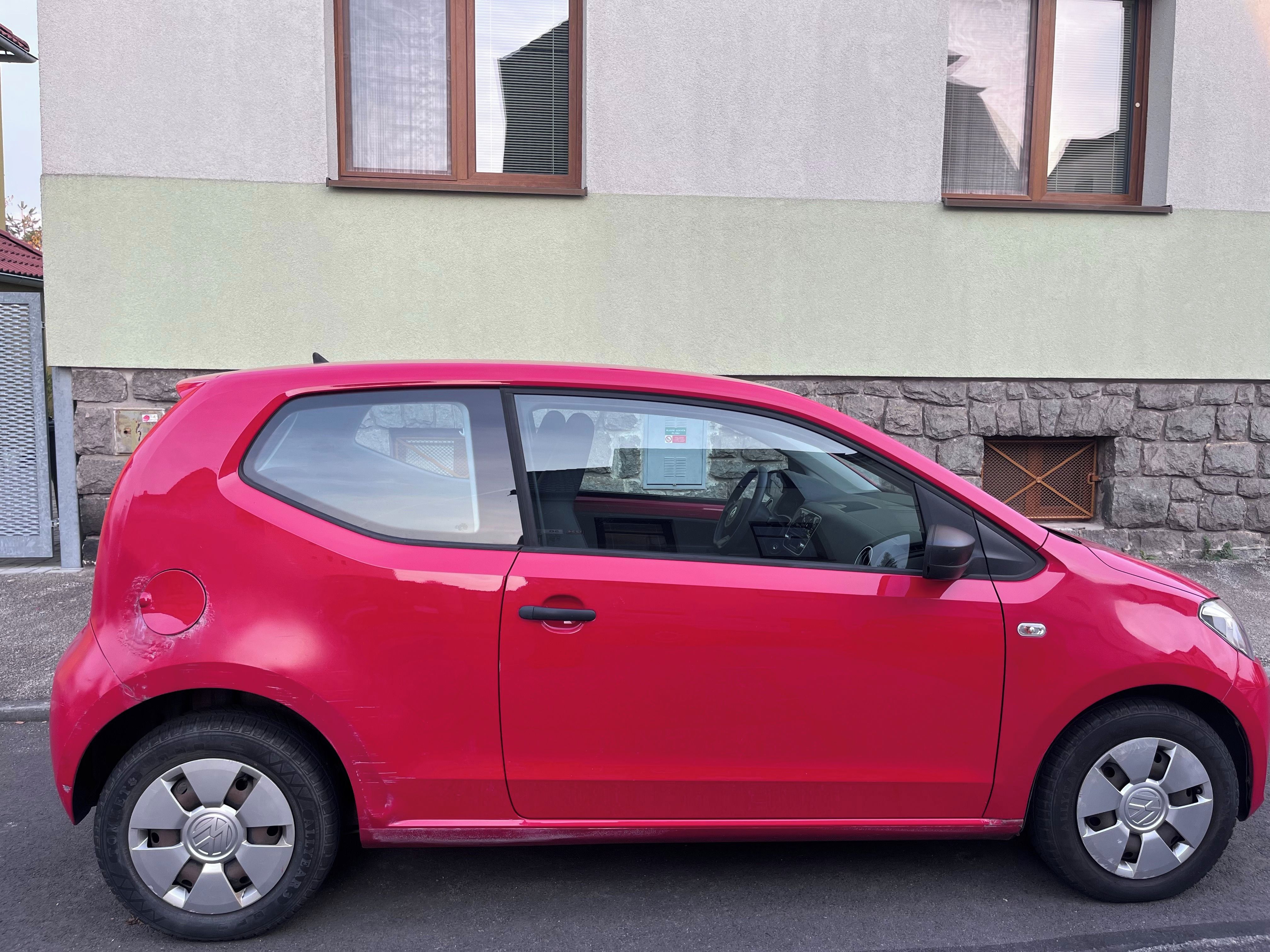 Volkswagen Up!, 1.0 MPI benzín (výkon 44 kW) - fotka 3