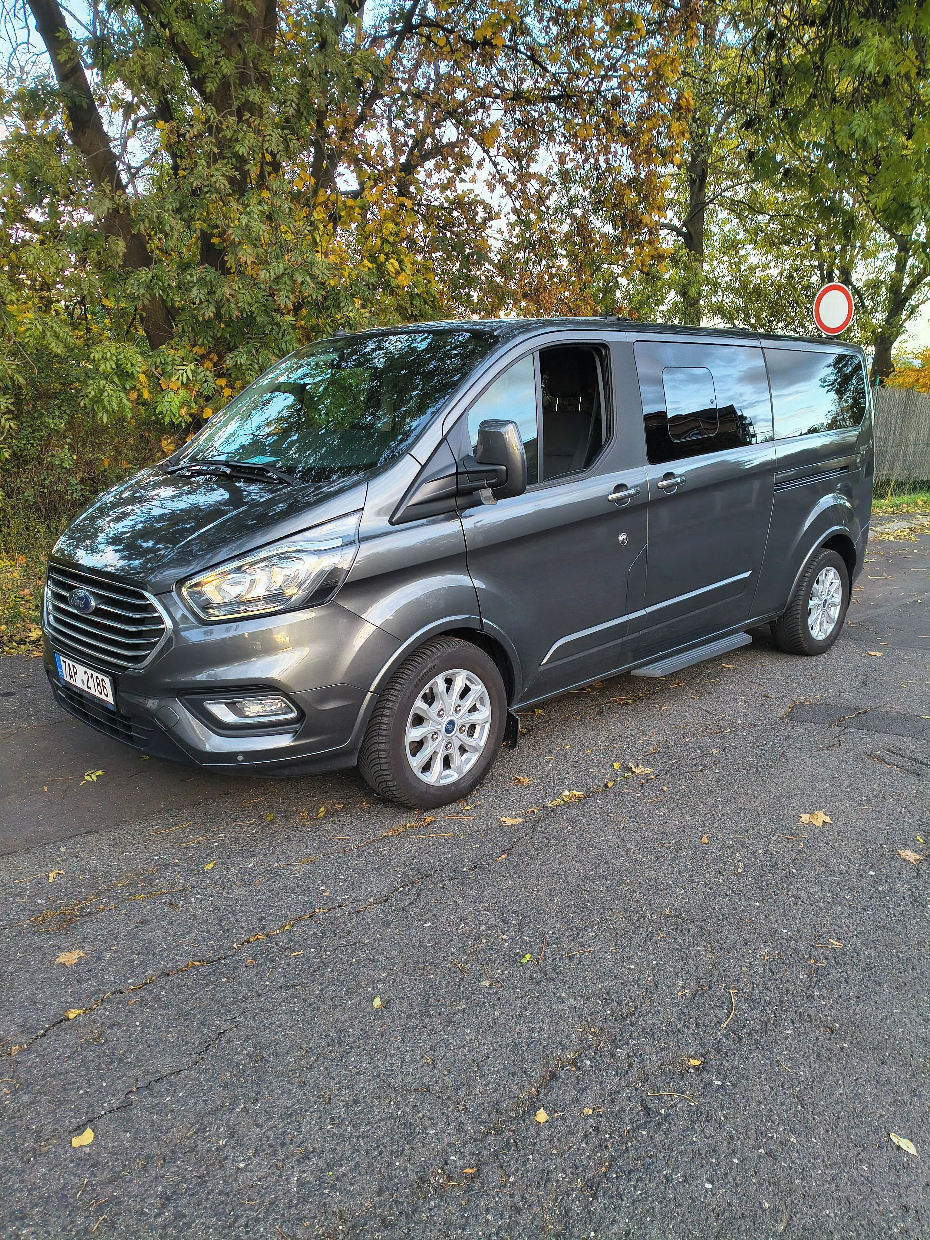 Ford Tourneo Custom, 2.0,125 kW - fotka 2