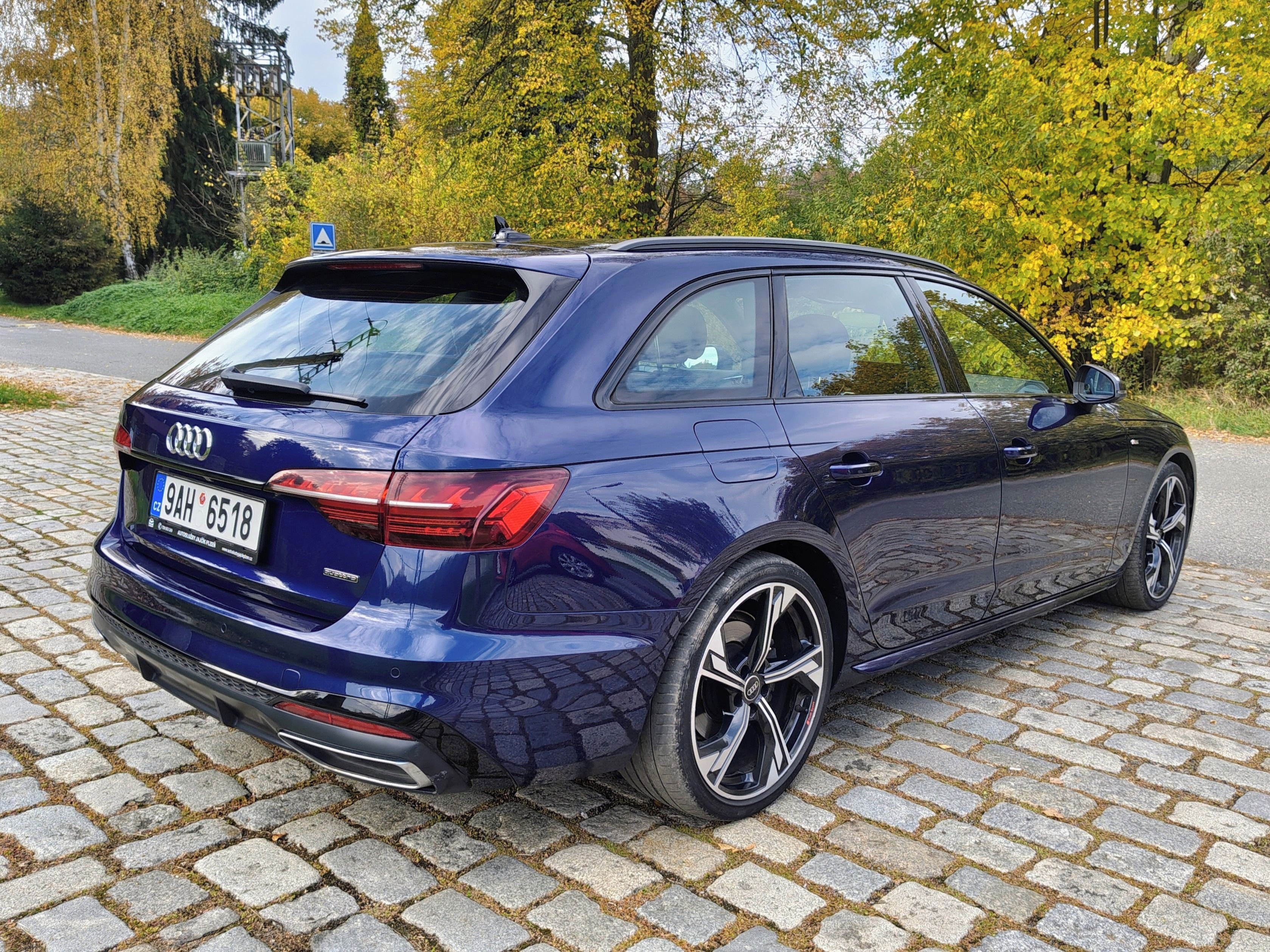 Audi A4 Avant, 2,0TDi 150kw,2x s-line,quattro - fotka 5