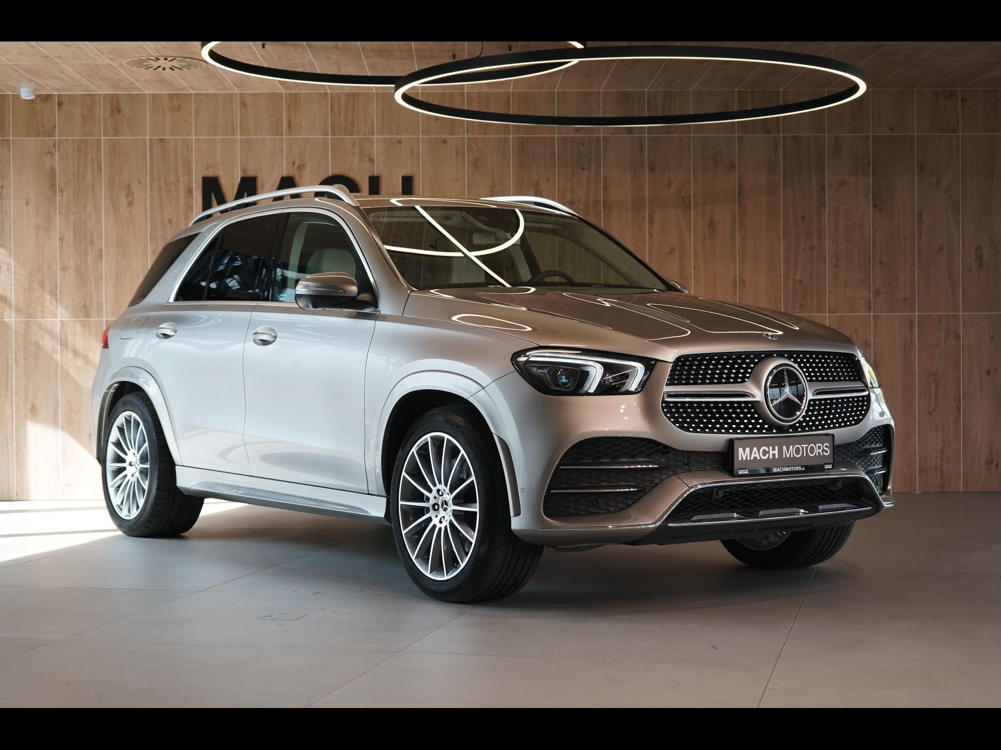 Mercedes-Benz GLE, 350d 4M AMG, Ventilace, ADS+ - fotka 4