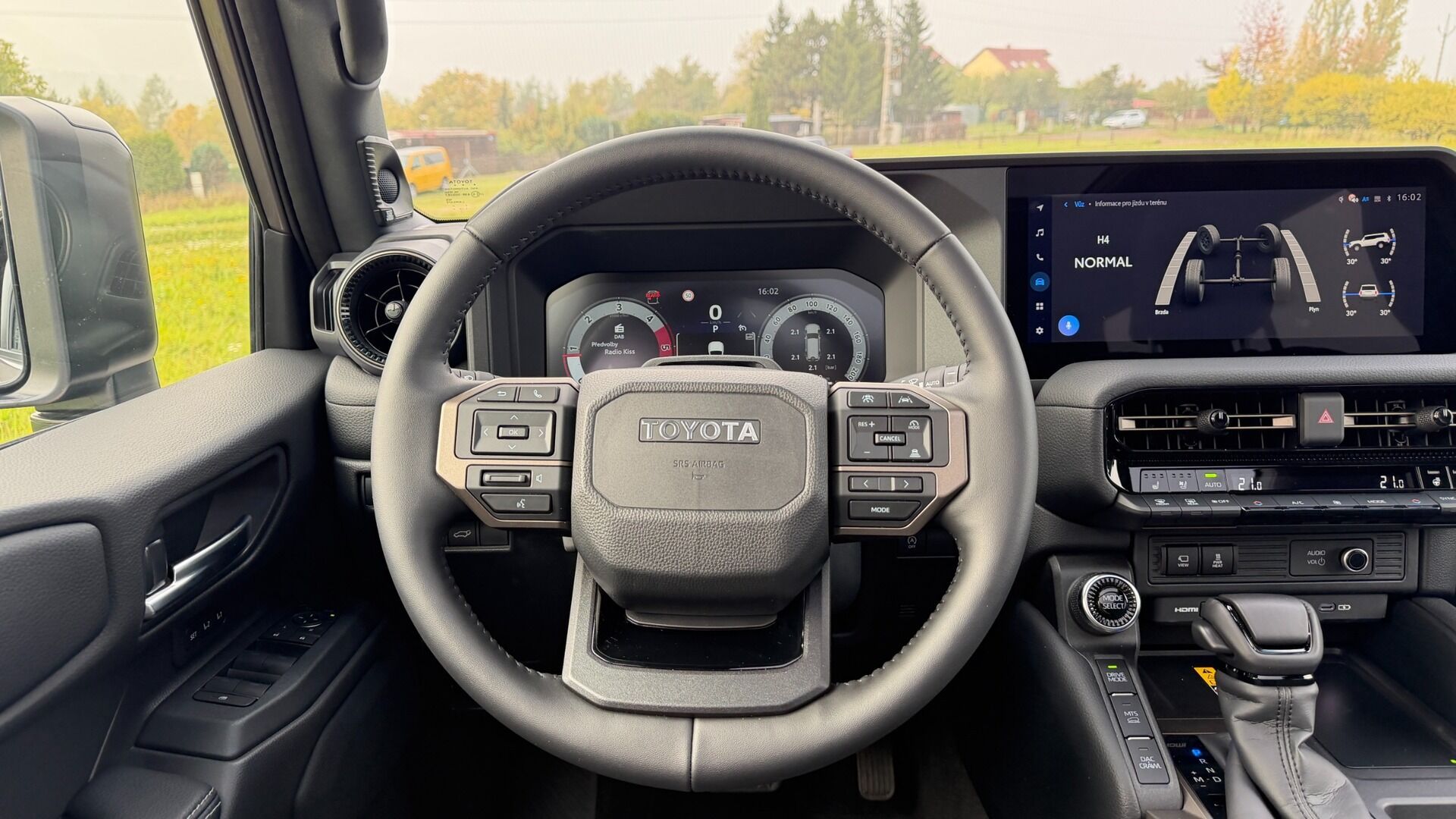 Toyota Land Cruiser, 2.8L MHEV 8AT 4X4 Executive - fotka 6
