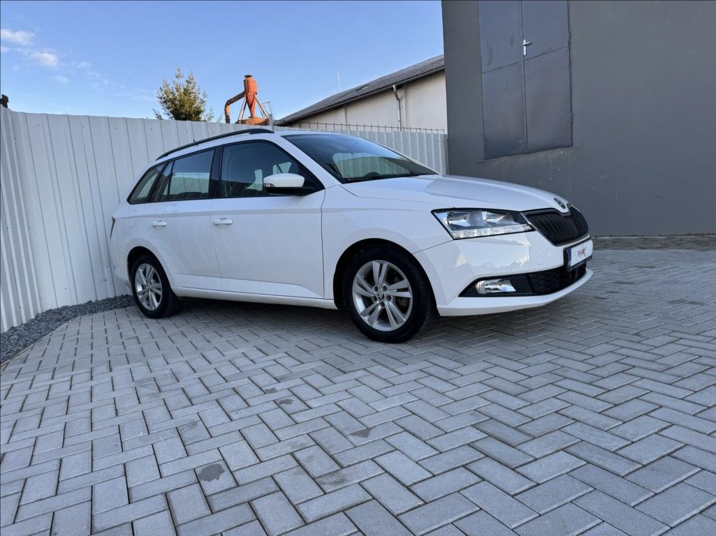 Škoda Fabia, 1,0 TSI DPH tažné 1maj původČR