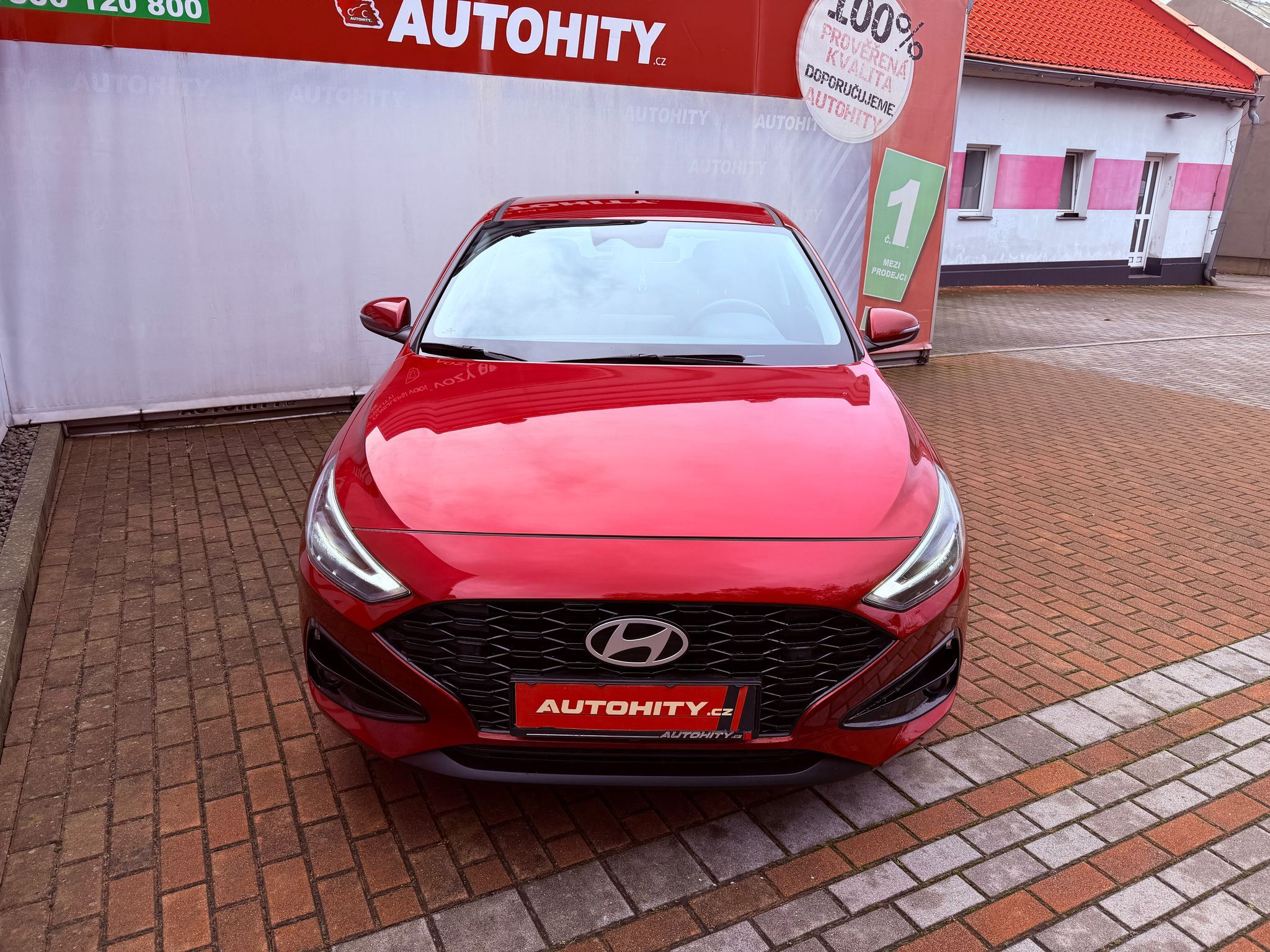 Hyundai i30, 1.5 DPi CVVT Comfort, ČR - fotka 2