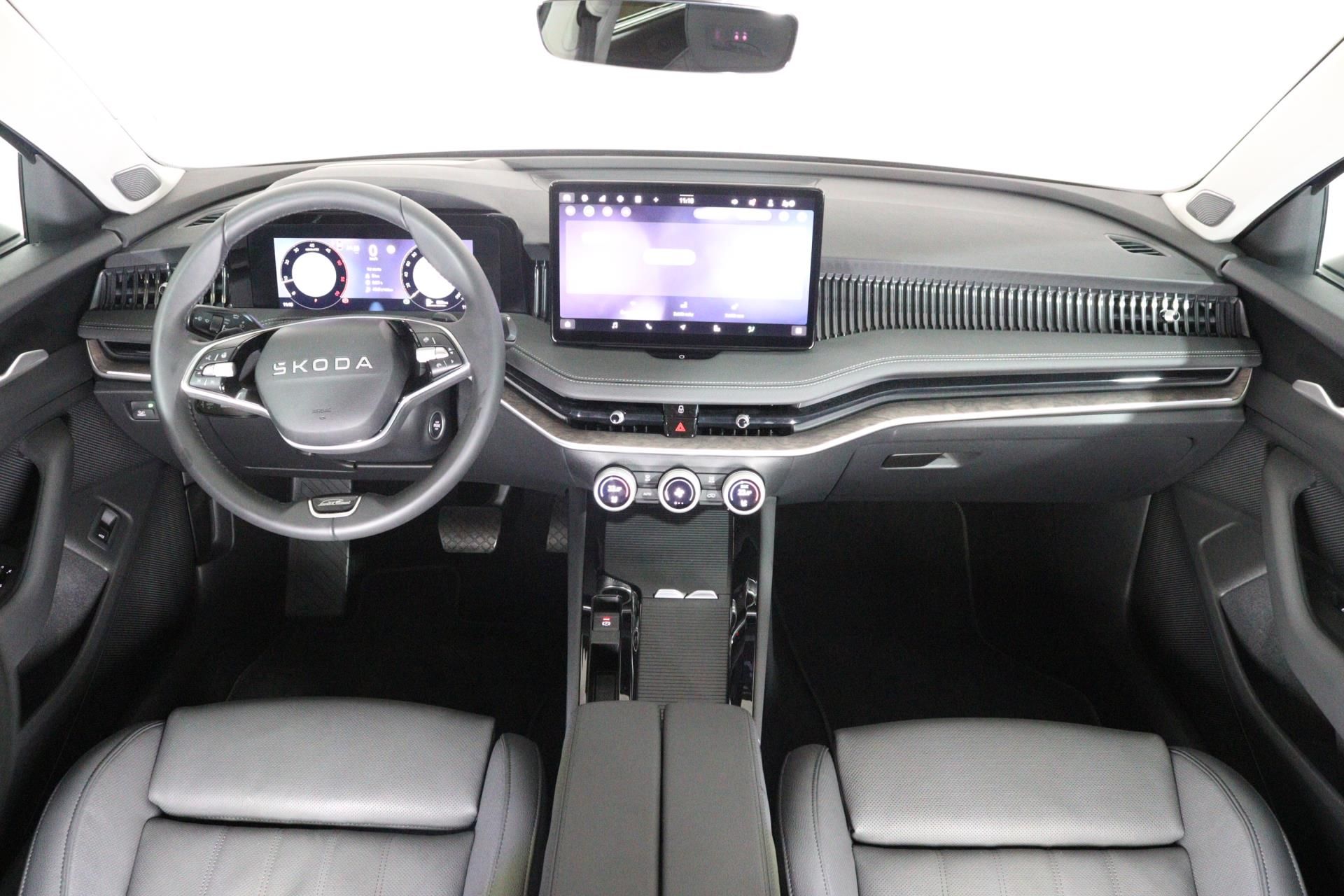 Škoda Superb, COMBI L&K 2,0TDI 142kW DSG 4x4 - fotka 5
