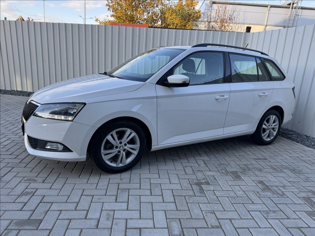 Škoda Fabia, 1,0 TSI DPH tažné 1maj původČR - fotka 3