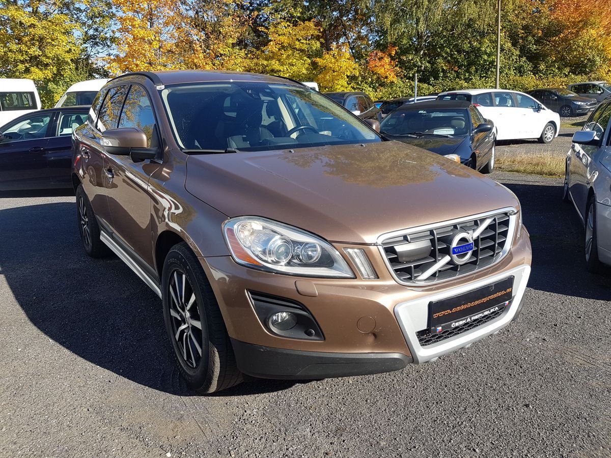 Volvo XC60, 2.4D 120KW 4X4 EL. KUFR