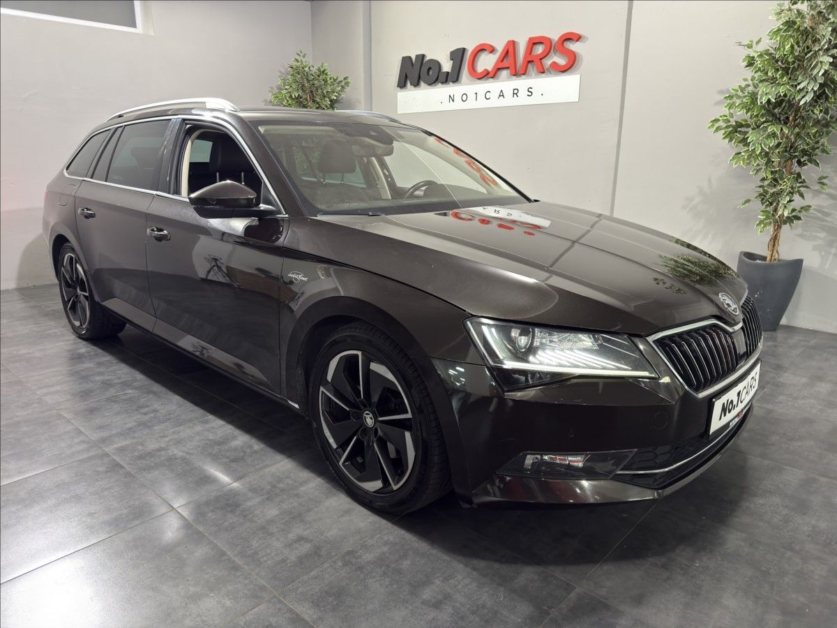Škoda Superb, 2,0   TDI DSG 4X4 140KW L&K - fotka 2
