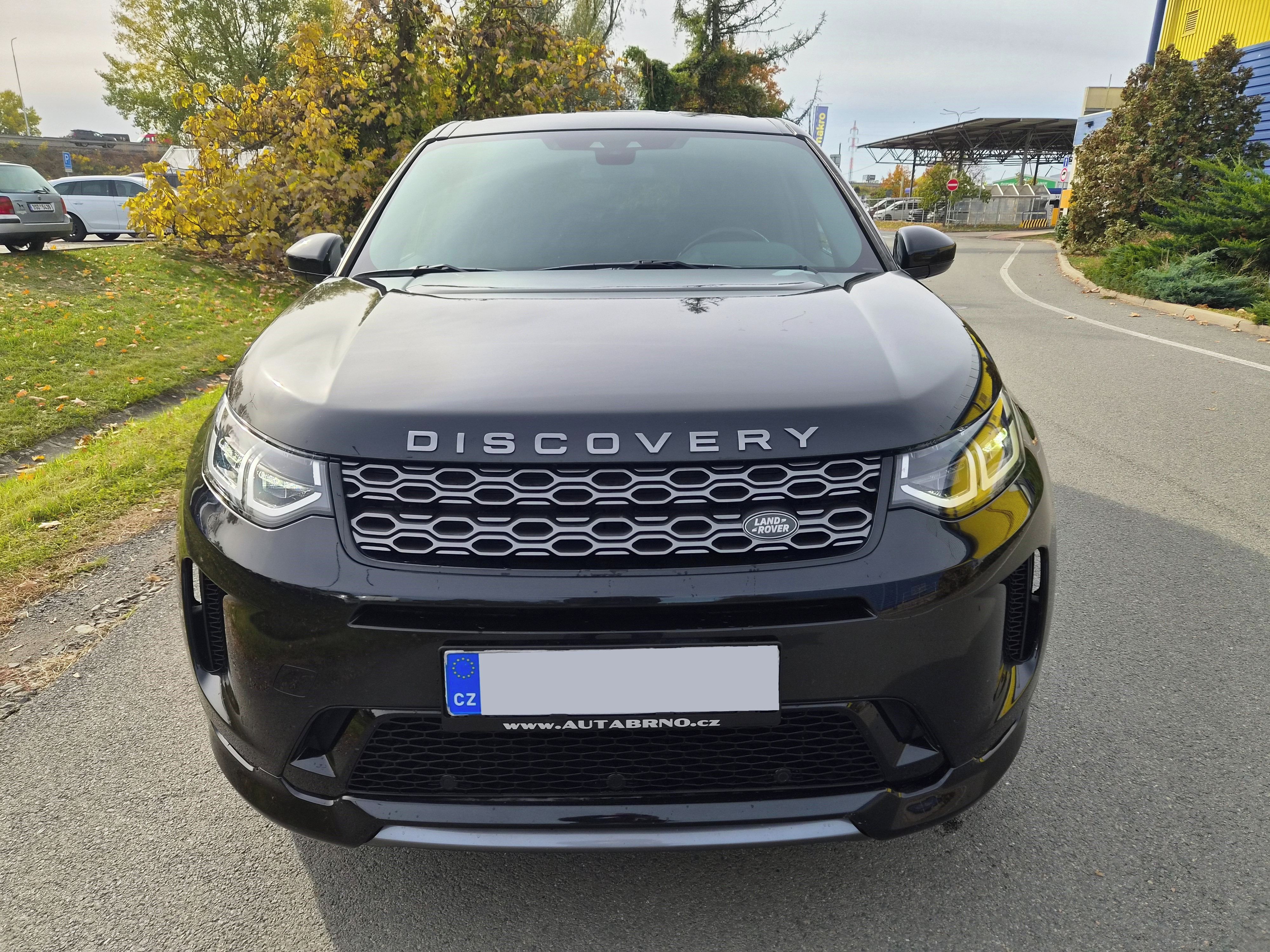 Land Rover Discovery, R-DYNAMIC 4x4 SPORT 150 ROK 20 - fotka 2