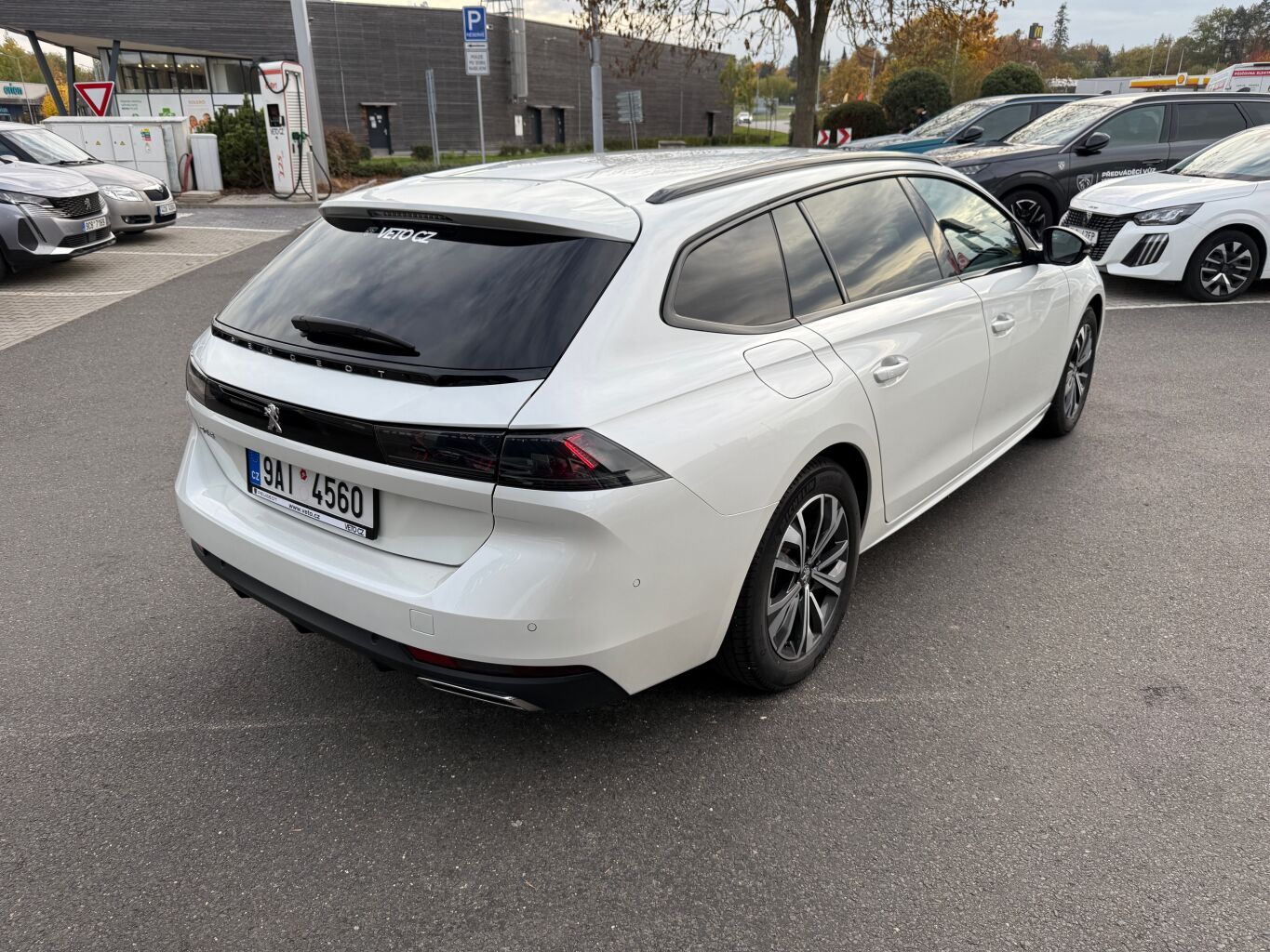 Peugeot 508, Allure 1.5 HDi 96 kW - fotka 4